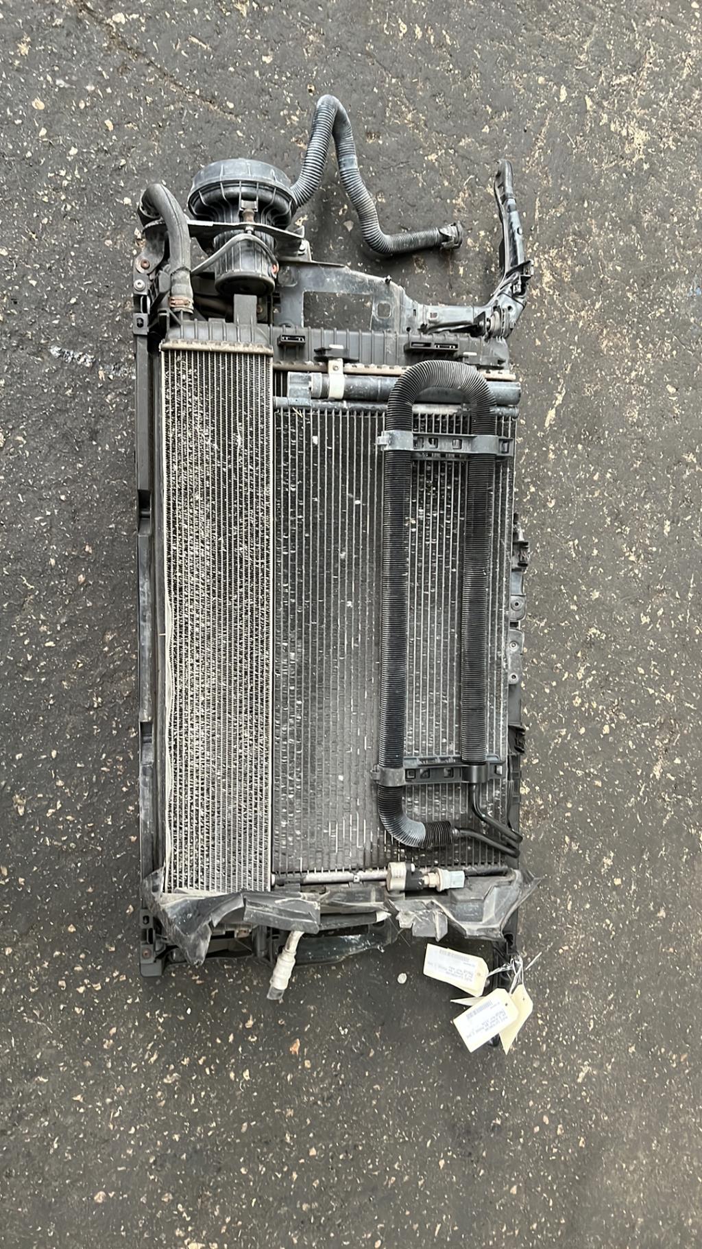 Radiateur huile AUDI A4 3 AVANT S4 PHASE 1 BREAK Essence - 1