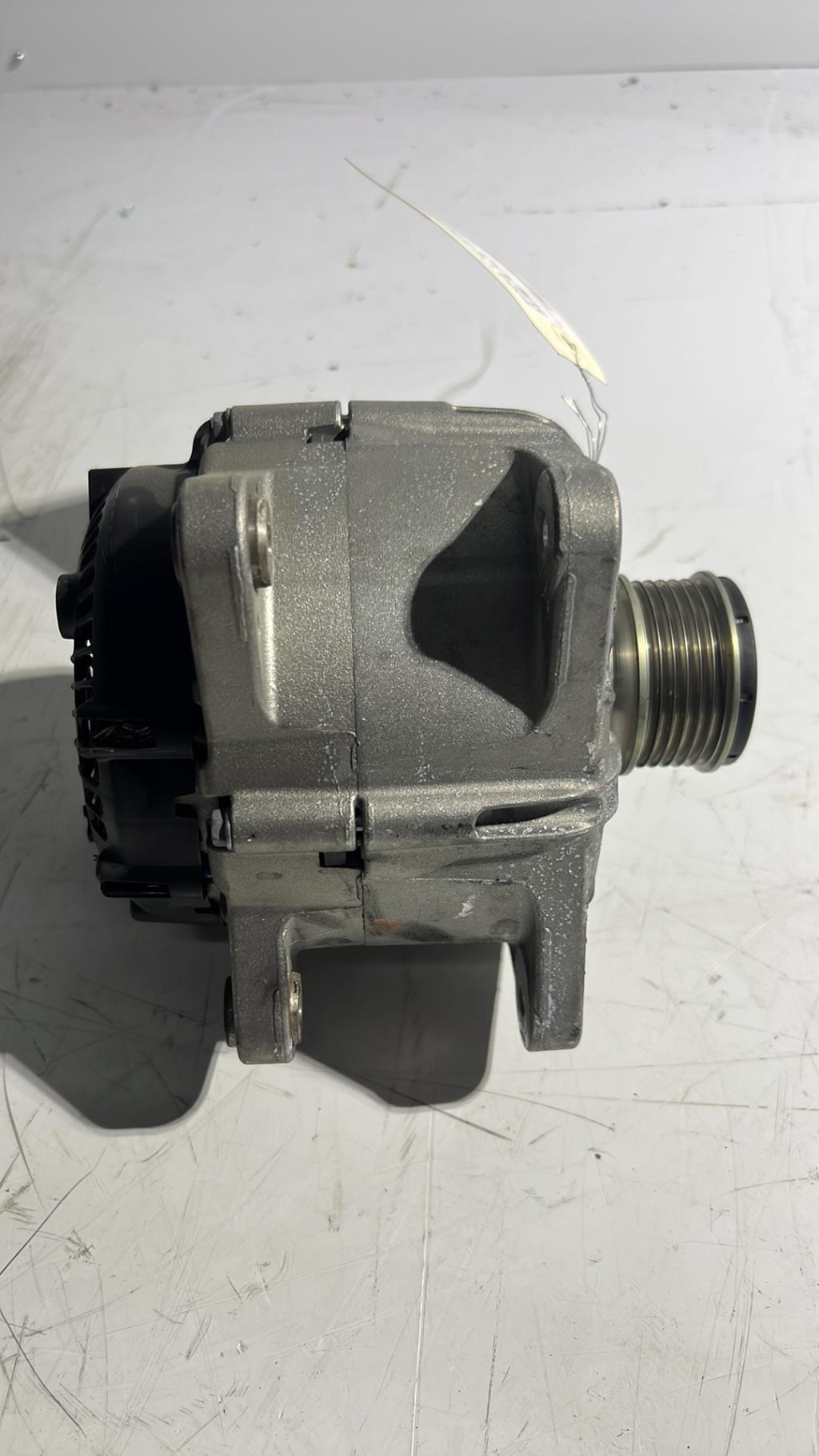 Alternateur RENAULT CLIO 5 PHASE 1 Diesel - 1