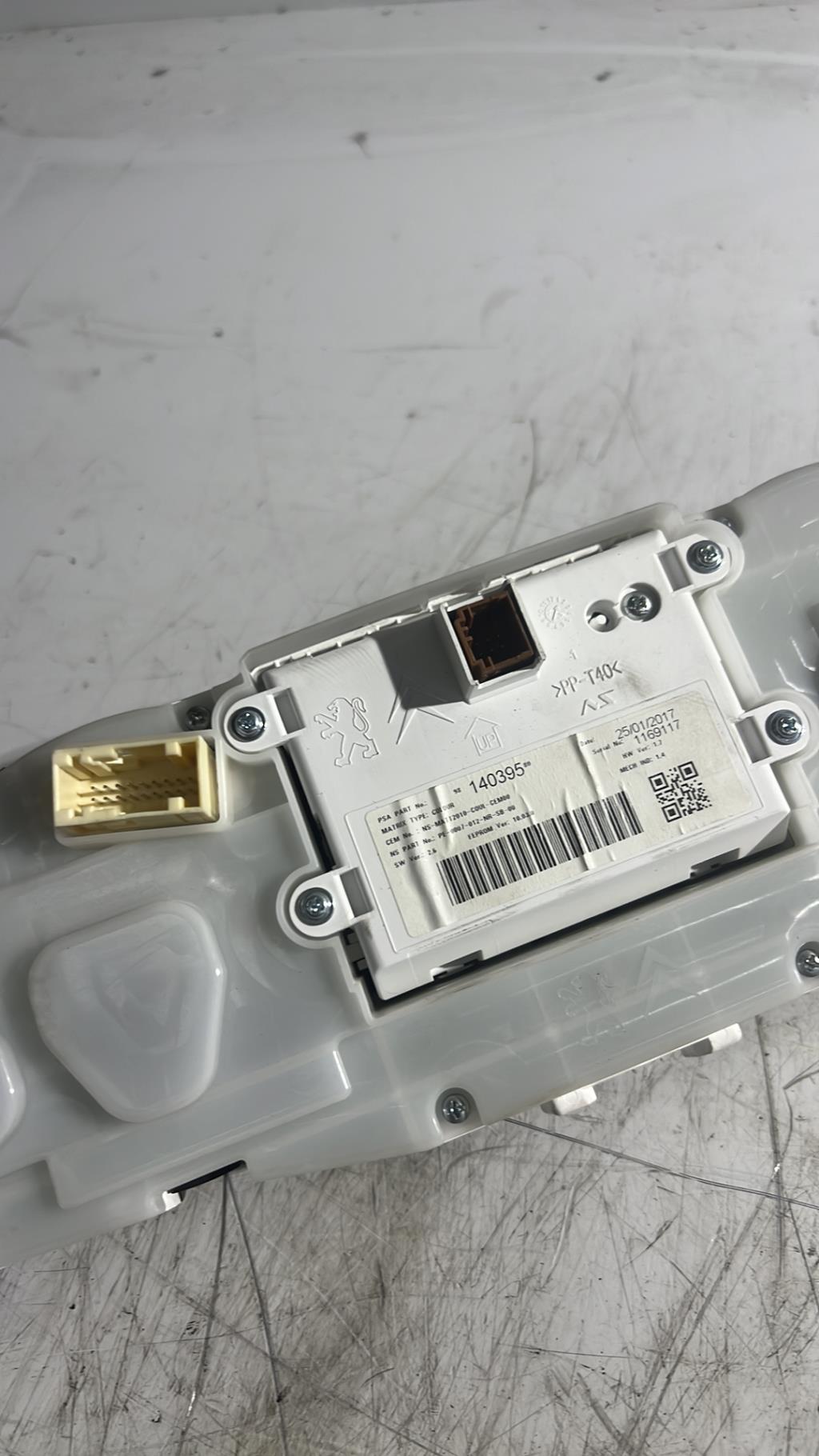 Compteur PEUGEOT 2008 1 PHASE 1 Diesel - 1