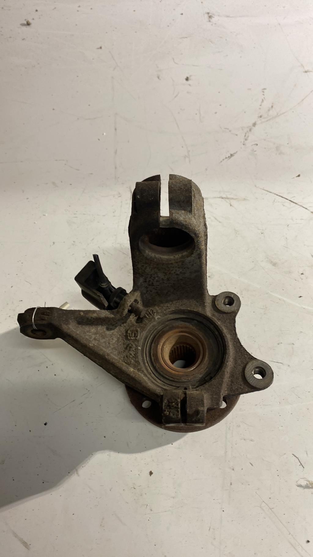 Fusee avant gauche PEUGEOT PARTNER 1 PHASE 2 Diesel - 1