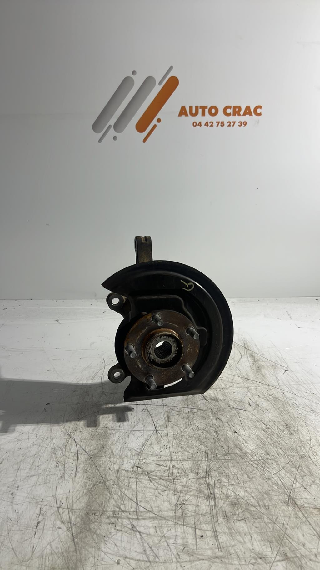 Fusee avant gauche NISSAN JUKE 1 PHASE 2 Essence - 1
