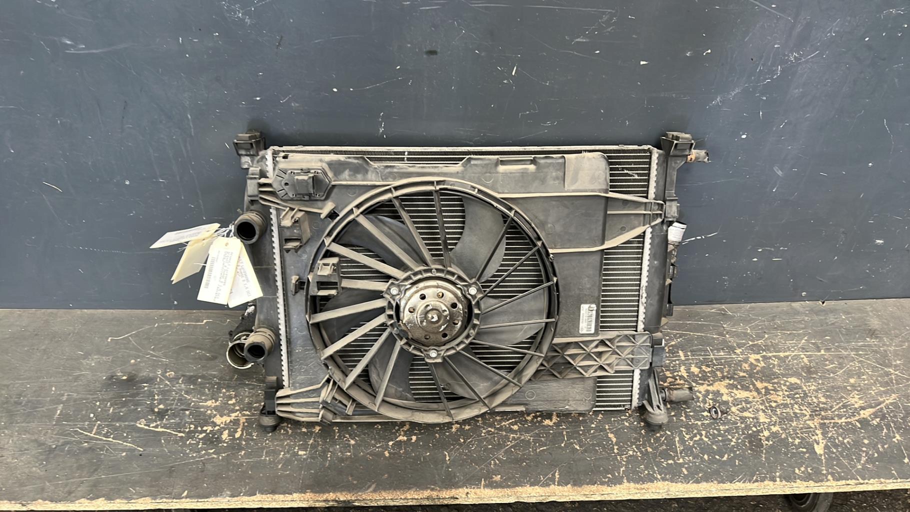 Radiateur eau RENAULT SCENIC 2 PHASE 2 Diesel - 1