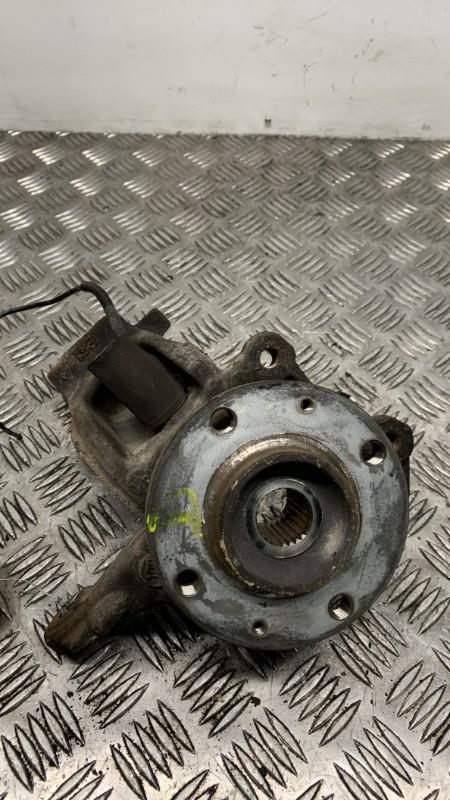 Fusee avant droit PEUGEOT 207 PHASE 1 BREAK Diesel - 1