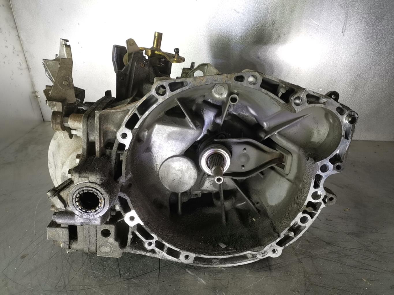 Boite de vitesses PEUGEOT 407 PHASE 1 BREAK Diesel - 1