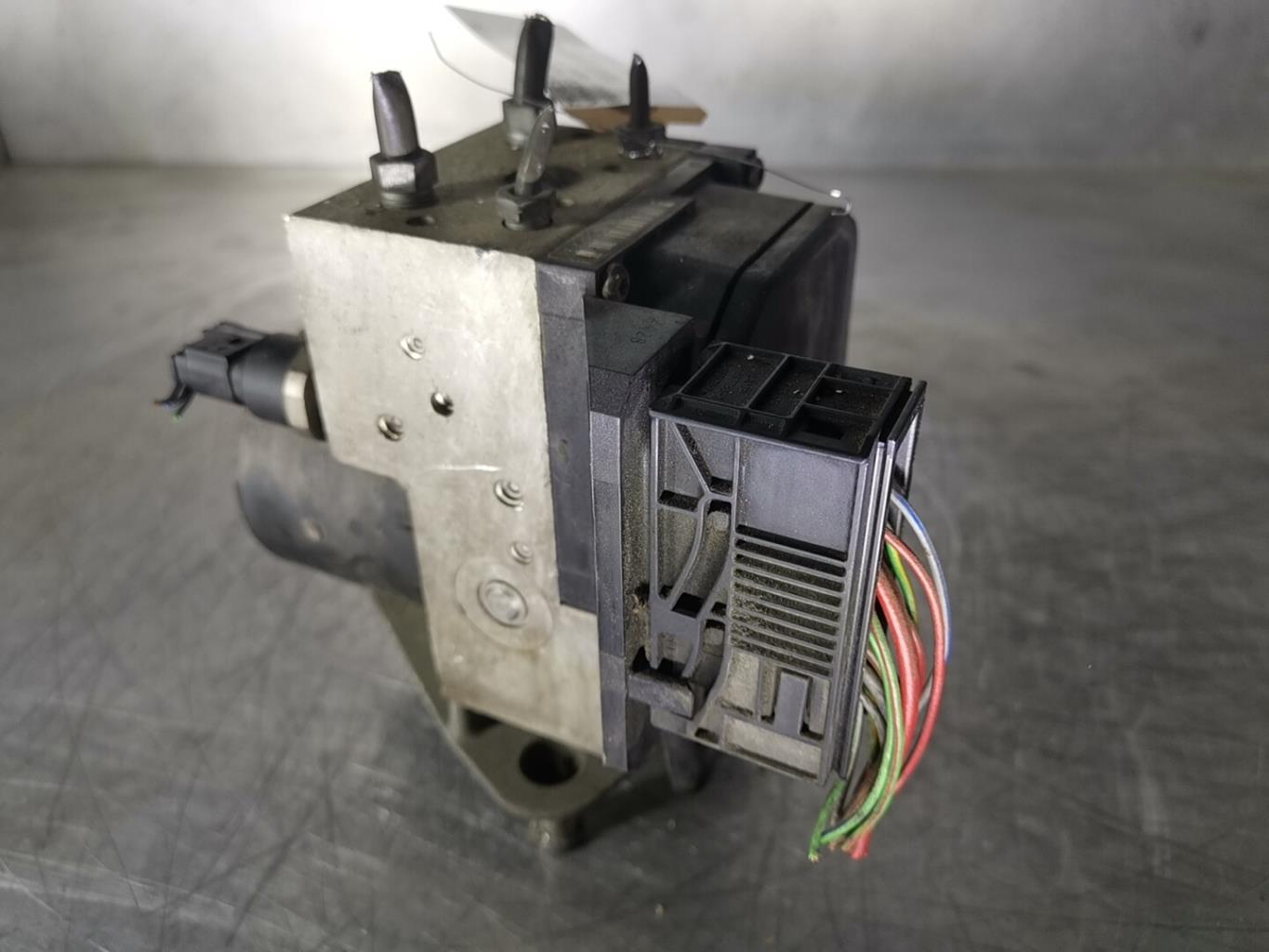Blocco ABS (antibloccaggio freni) MERCEDES VANEO 414 Diésel - 1