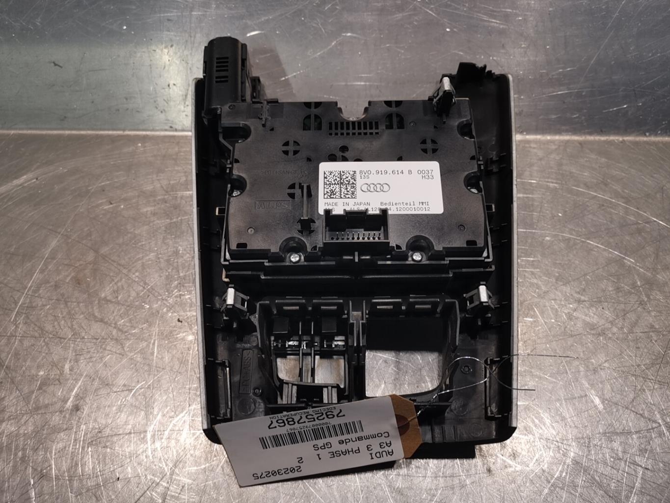 Commande GPS AUDI A3 3 PHASE 1 Diesel - 1