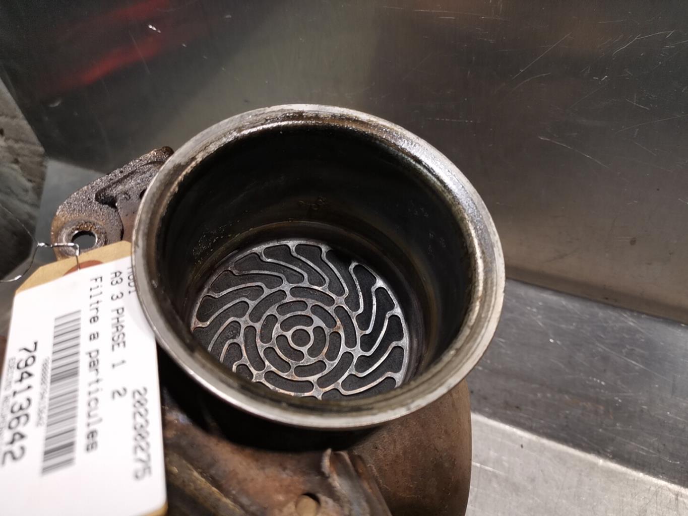 Filtre à particules (echappement) AUDI A3 3 PHASE 1 Diesel - 1