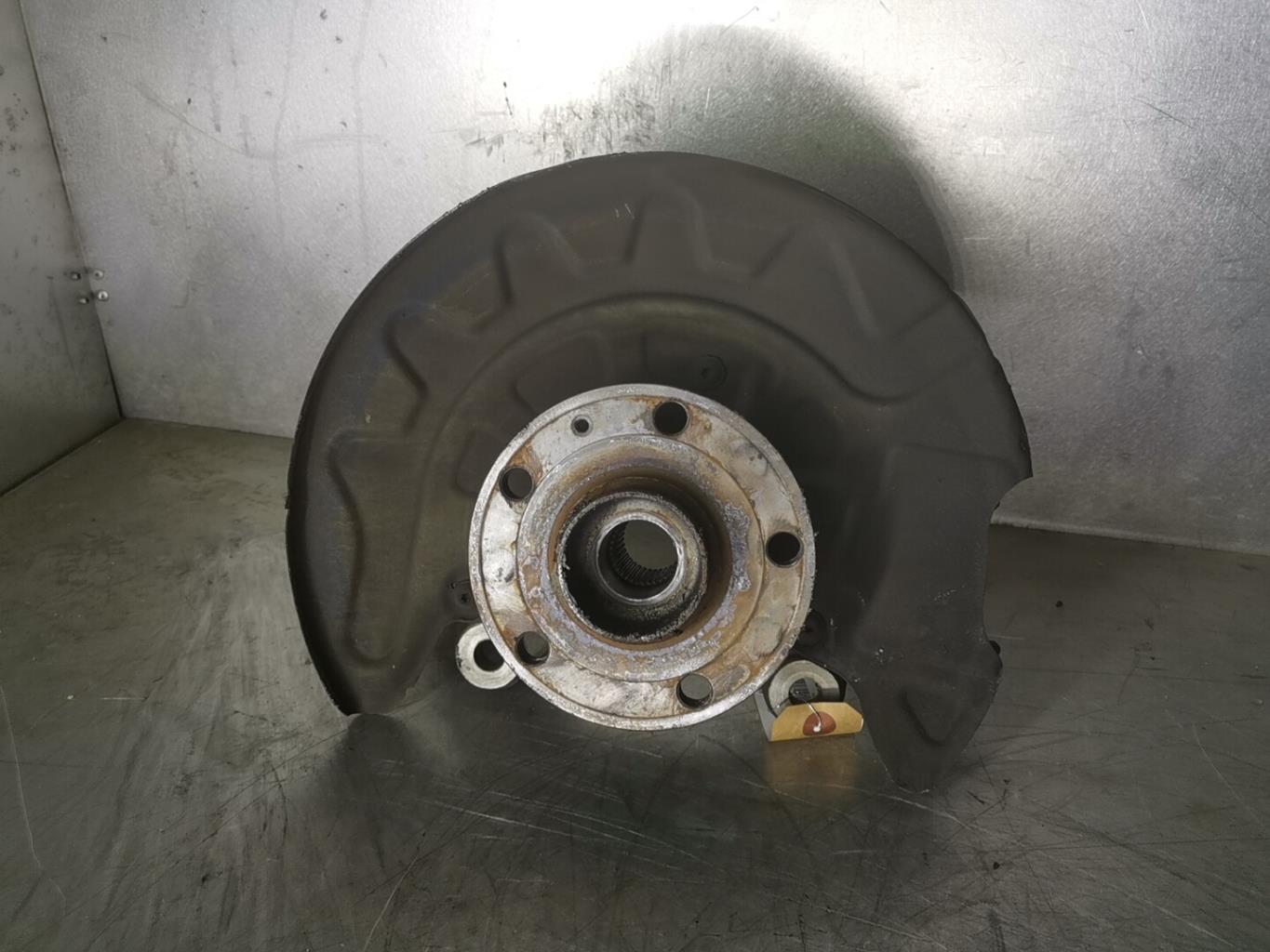 Fusee avant gauche AUDI A3 3 PHASE 1 Diesel - 1