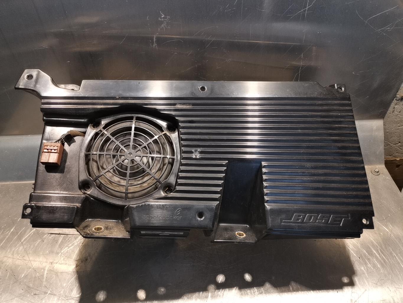 Caisson de basses ALFA ROMEO GT COUPE Diesel - 1