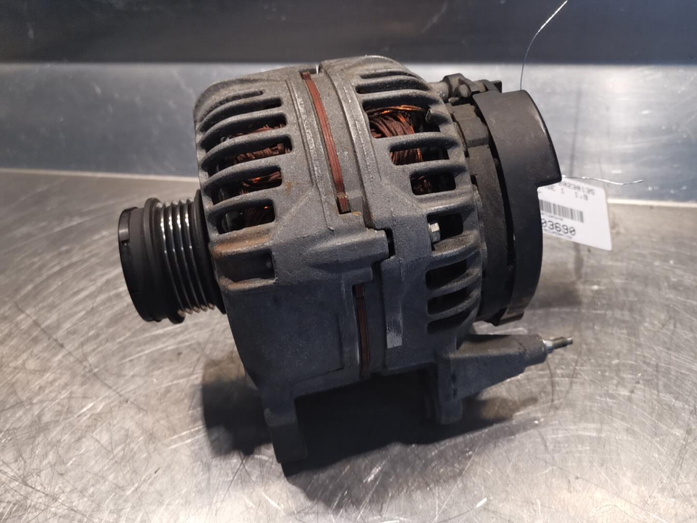 Alternatore VOLKSWAGEN PASSAT 4 PHASE 1 Diésel - 1