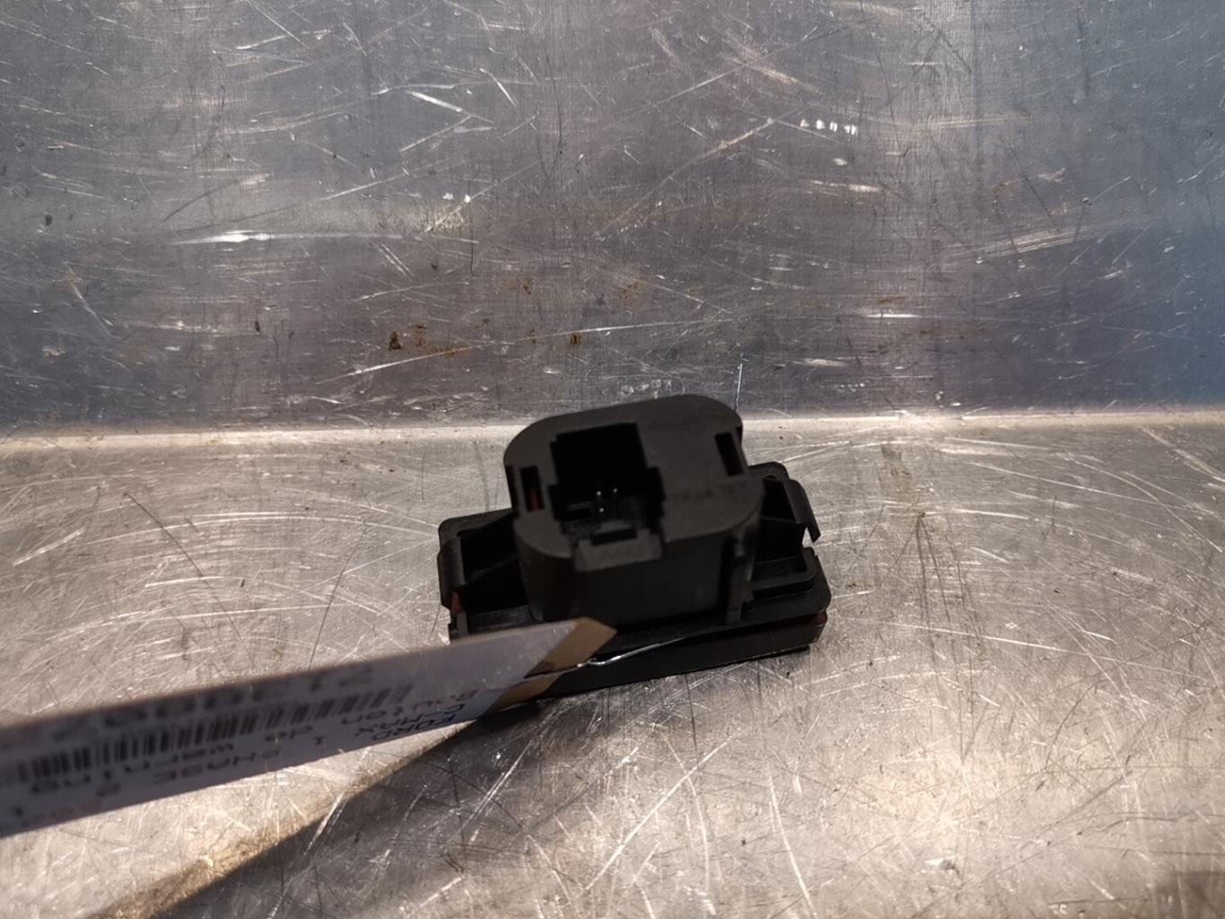 Bouton de warning FORD C-MAX 1 PHASE 2 Diesel - 1