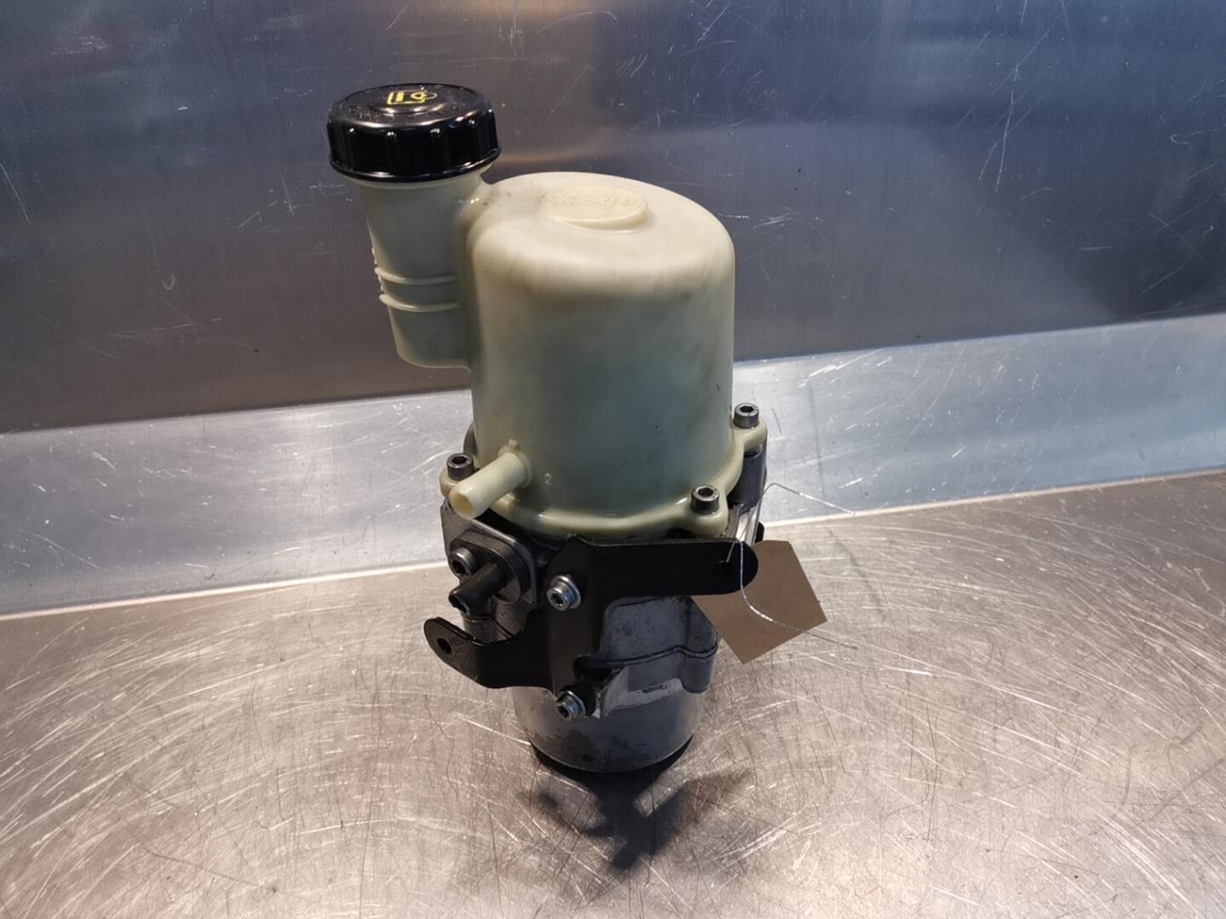 Pompe de direction DACIA SANDERO 1 Diesel - 1