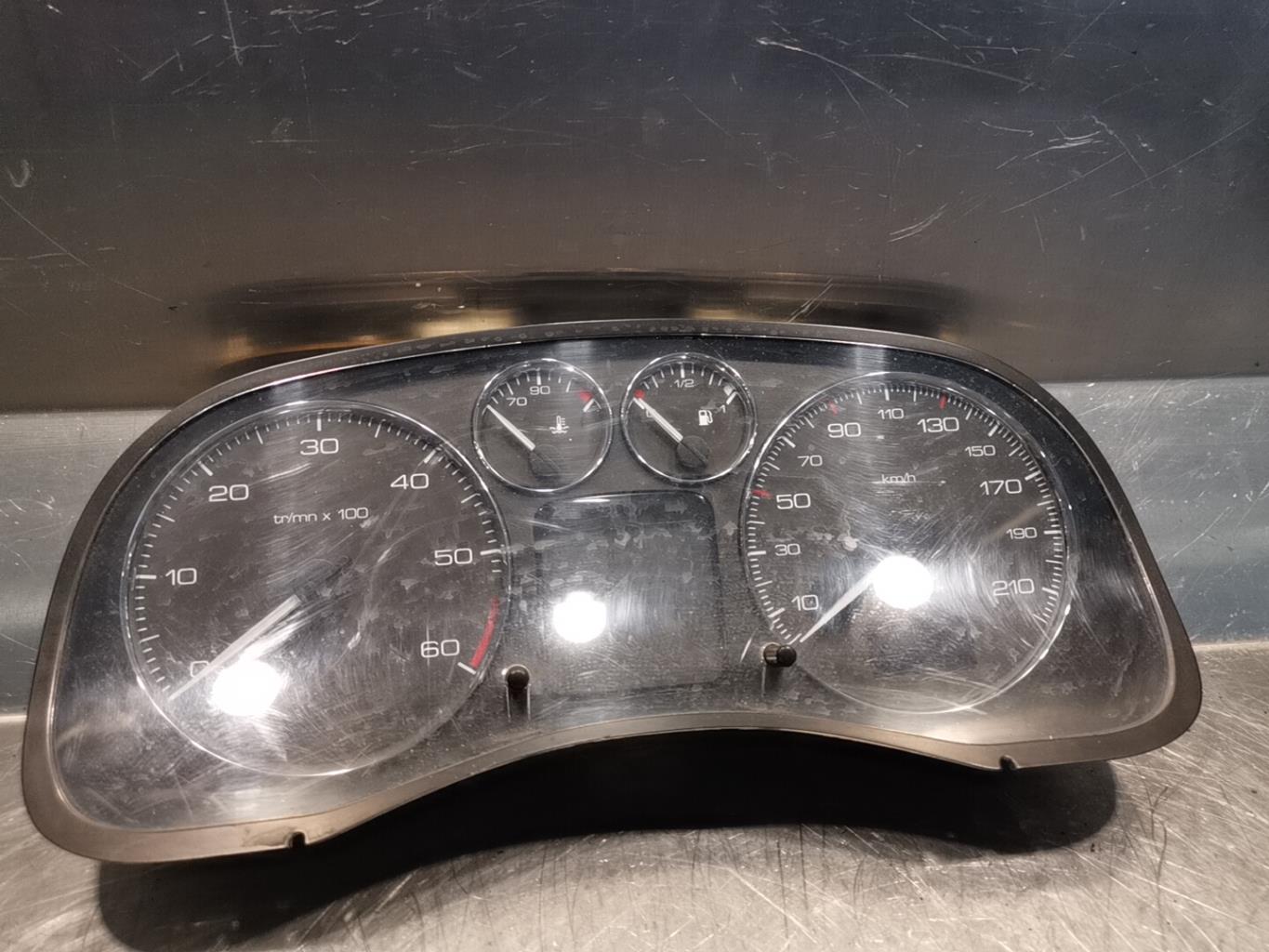 Compteur PEUGEOT 307 PHASE 2 Diesel - 1