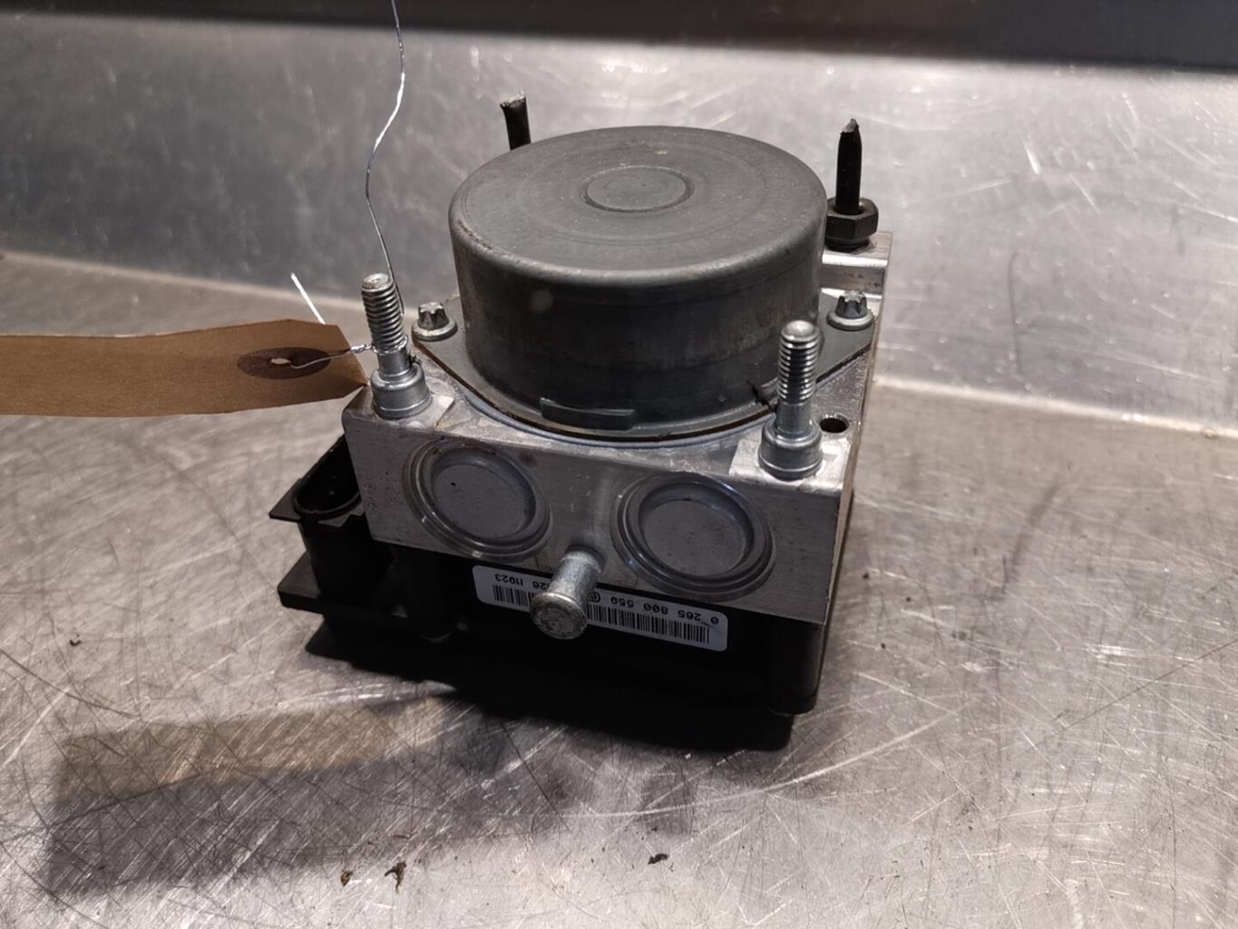 Blocco ABS (antibloccaggio freni) RENAULT CLIO 3 PHASE 1 Gasolina - 1