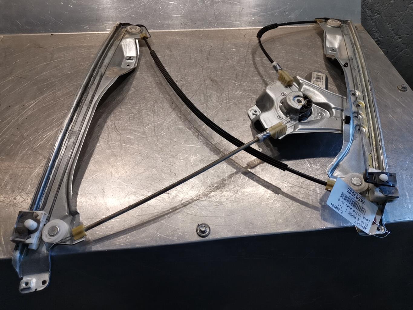 Alzacristalli elettrico anteriore sinistro RENAULT CLIO 3 PHASE 1 Gasolina - 1