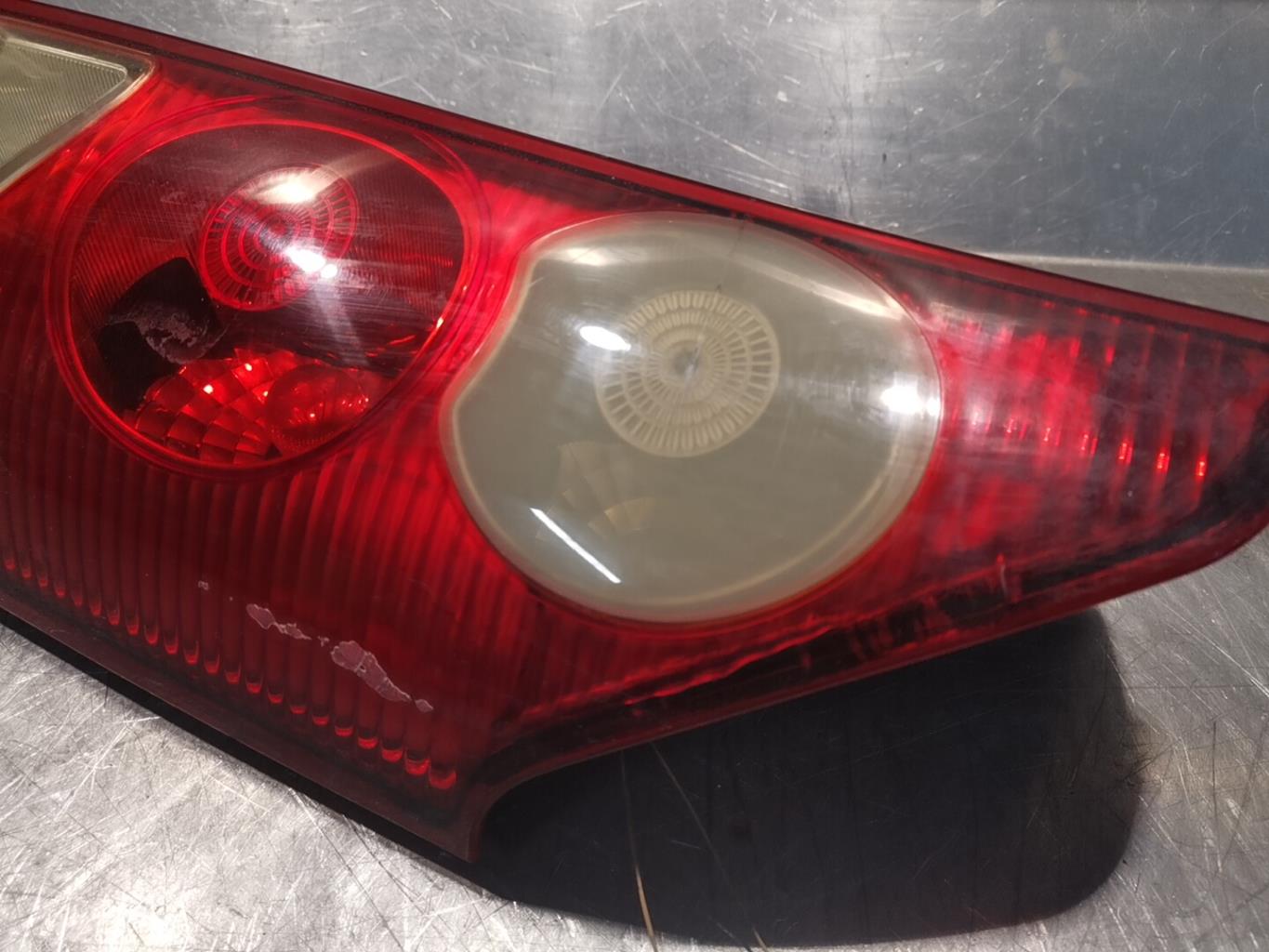 Fanale posteriore principale sinistro (luci) RENAULT KANGOO 2 PHASE 1 Diésel - 1