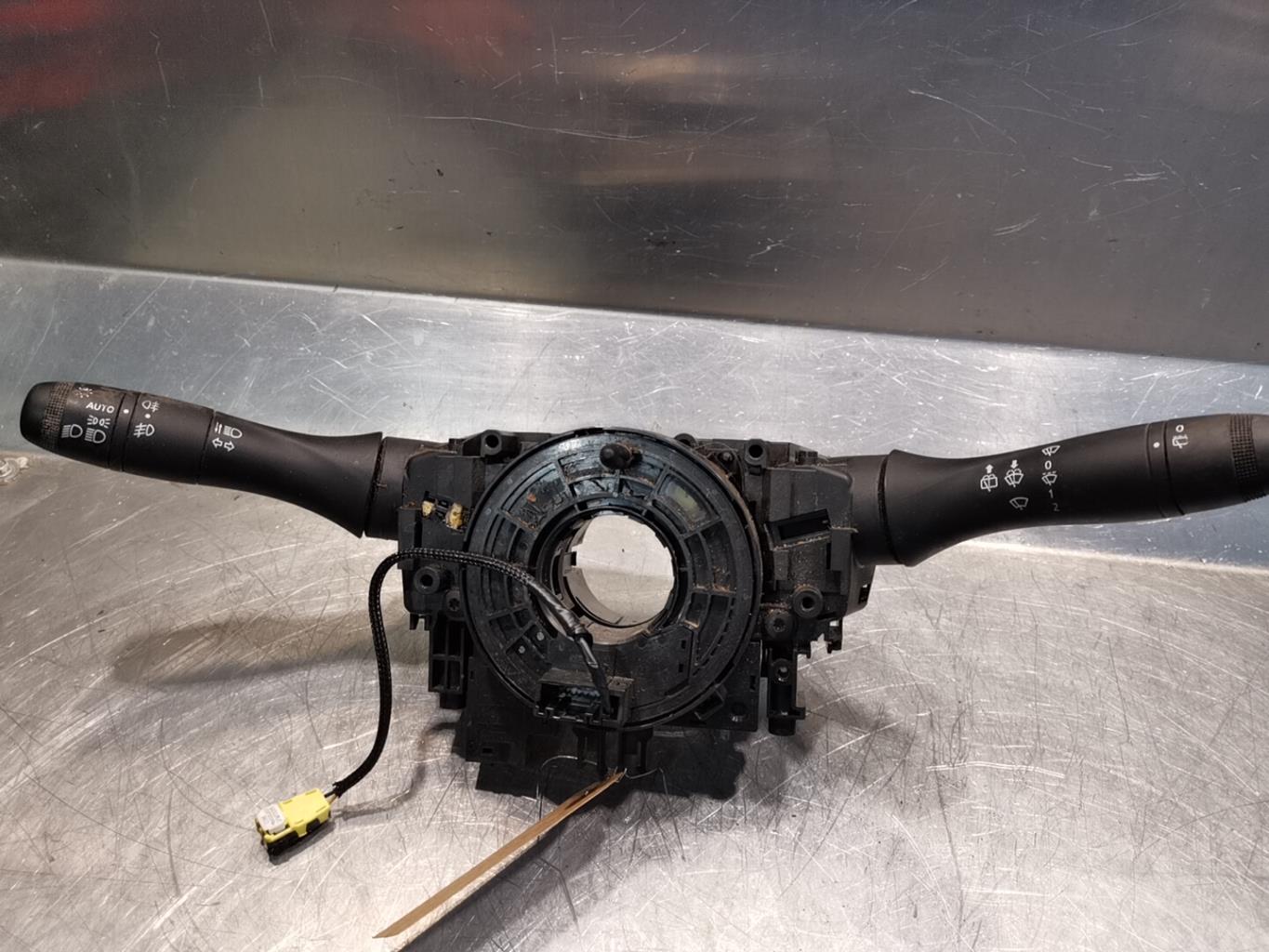 Devio guida completo con contatto spiralato DACIA DUSTER 2 PHASE 1 Gasolina/Híbrido - 1