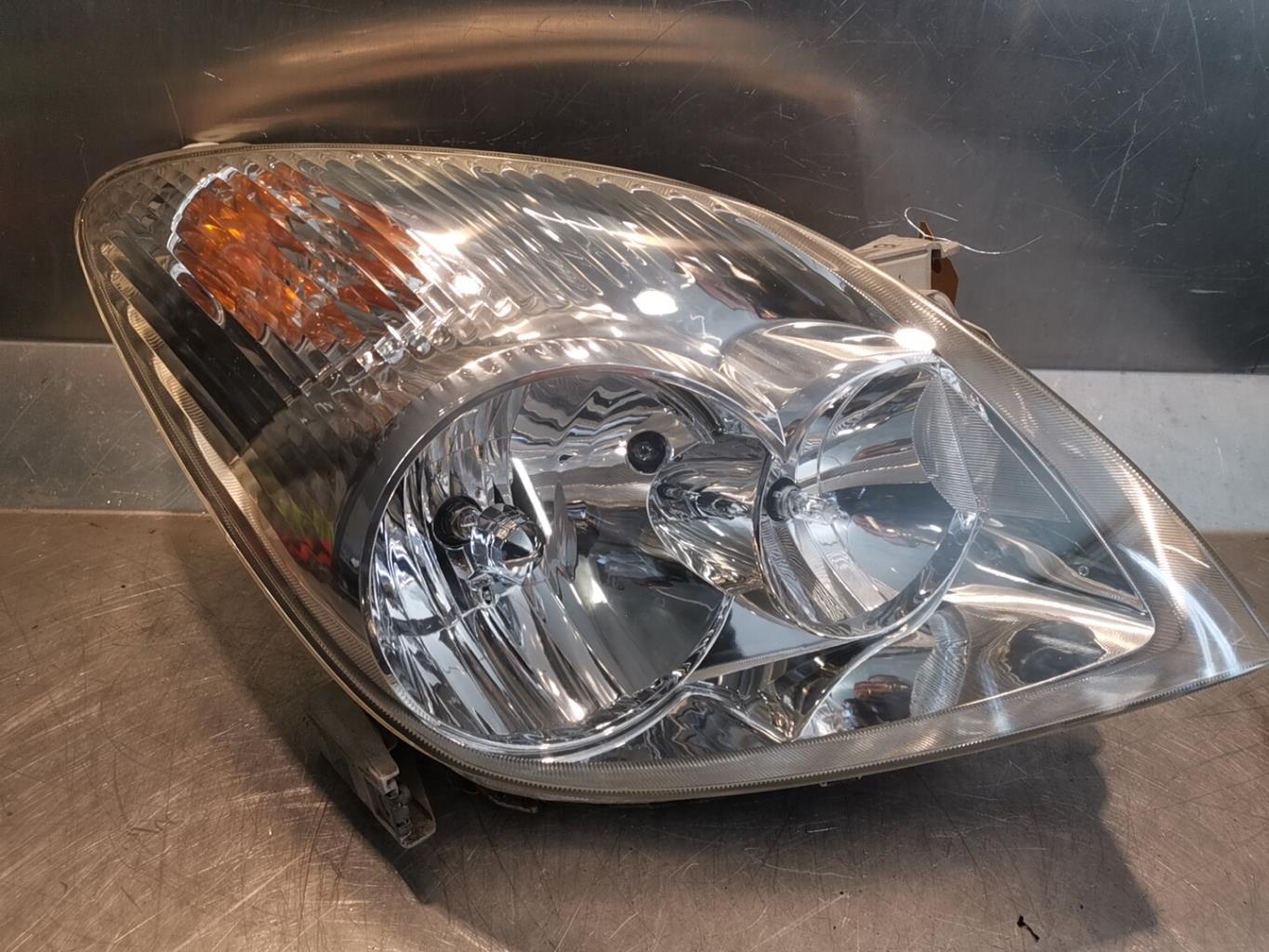 Gruppo ottico anteriore principale destro (luci)(faro) TOYOTA COROLLA VERSO 1 Diésel - 1