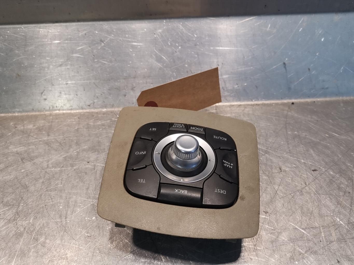 Commande GPS RENAULT SCENIC 3 PHASE 1 Diesel - 1