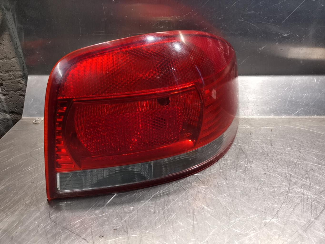 Fanale posteriore principale destro (luci) AUDI A3 2 PHASE 1 Diésel - 1