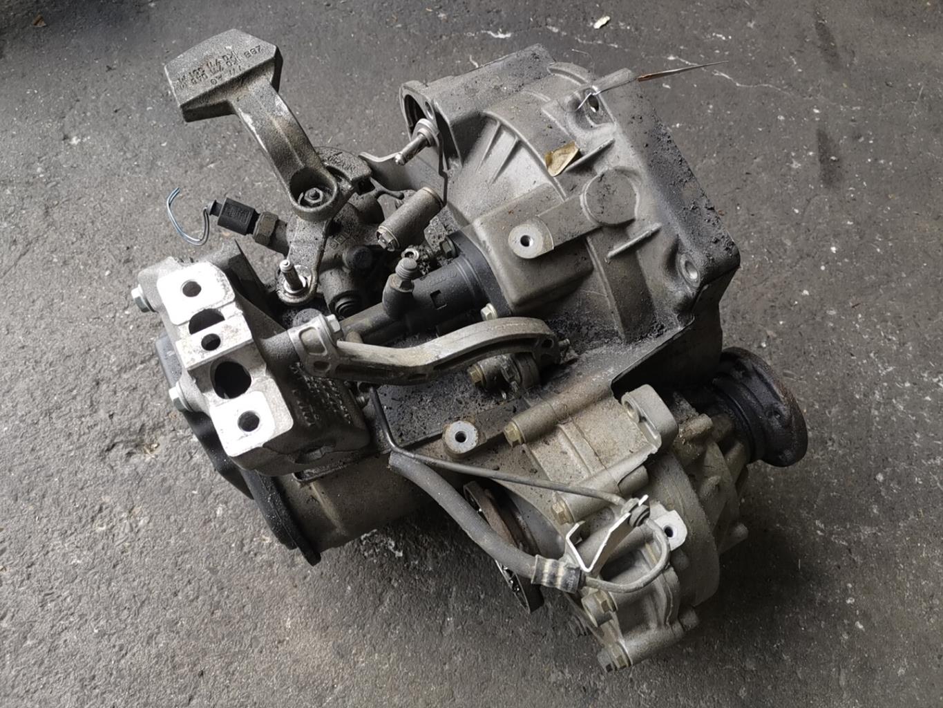 Boite de vitesses VOLKSWAGEN GOLF 5 Diesel - 1