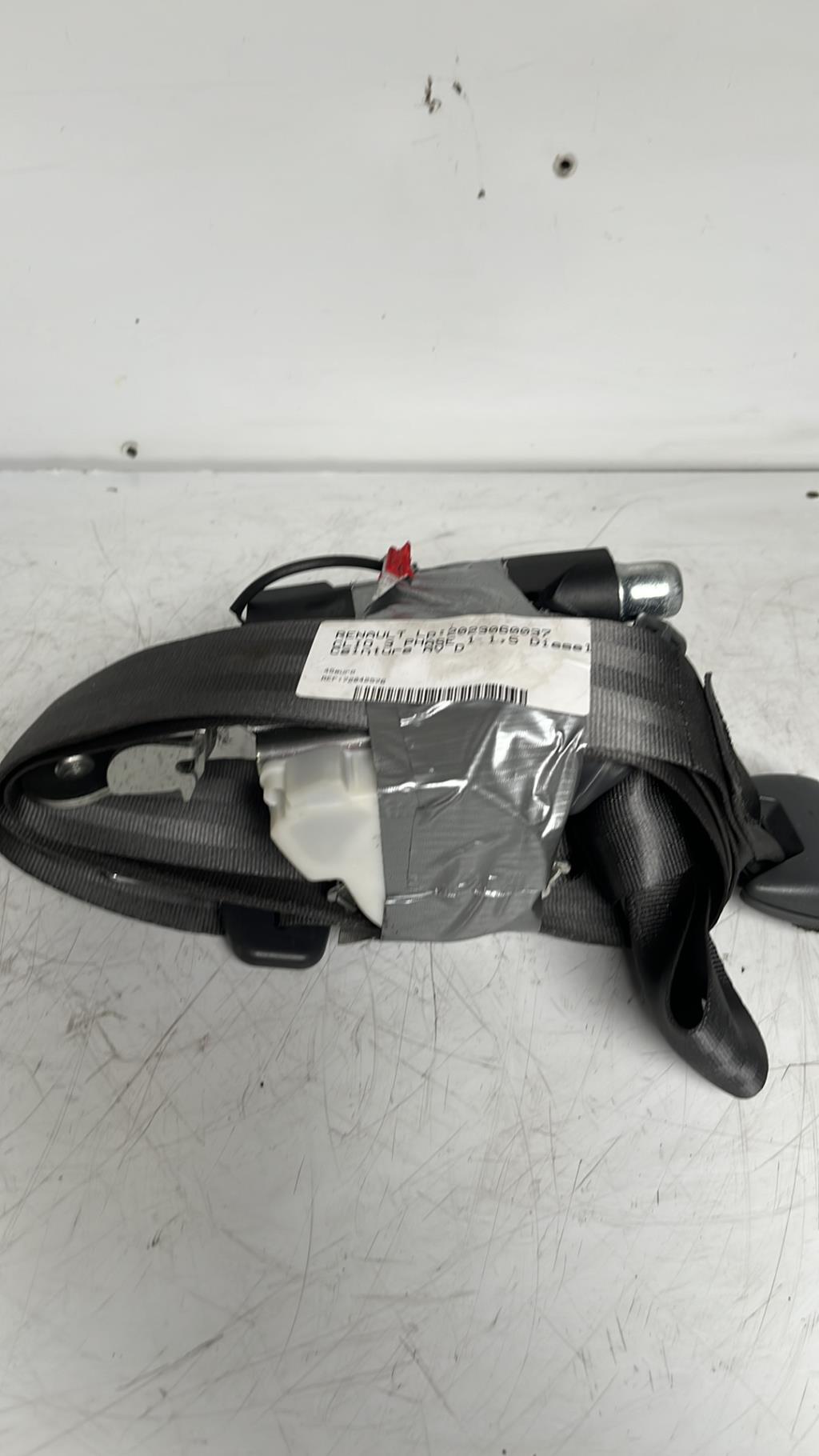 Ceinture avant droit RENAULT CLIO 3 PHASE 1 Diesel - 1