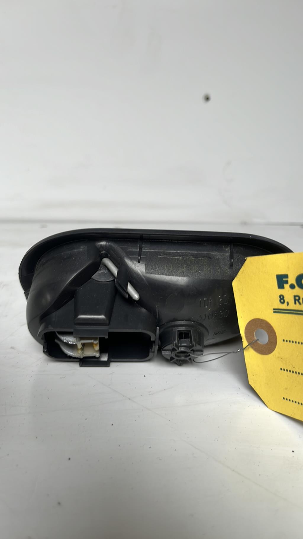 Poignee interieur avant droit RENAULT CLIO 3 PHASE 1 Diesel - 1