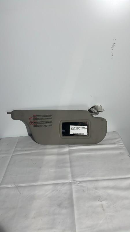 Pare soleil droit RENAULT CLIO 3 PHASE 1 Diesel - 1