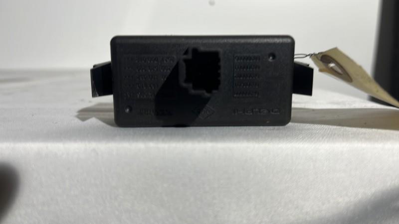 Bouton de warning RENAULT SCENIC 3 PHASE 1 Diesel - 1