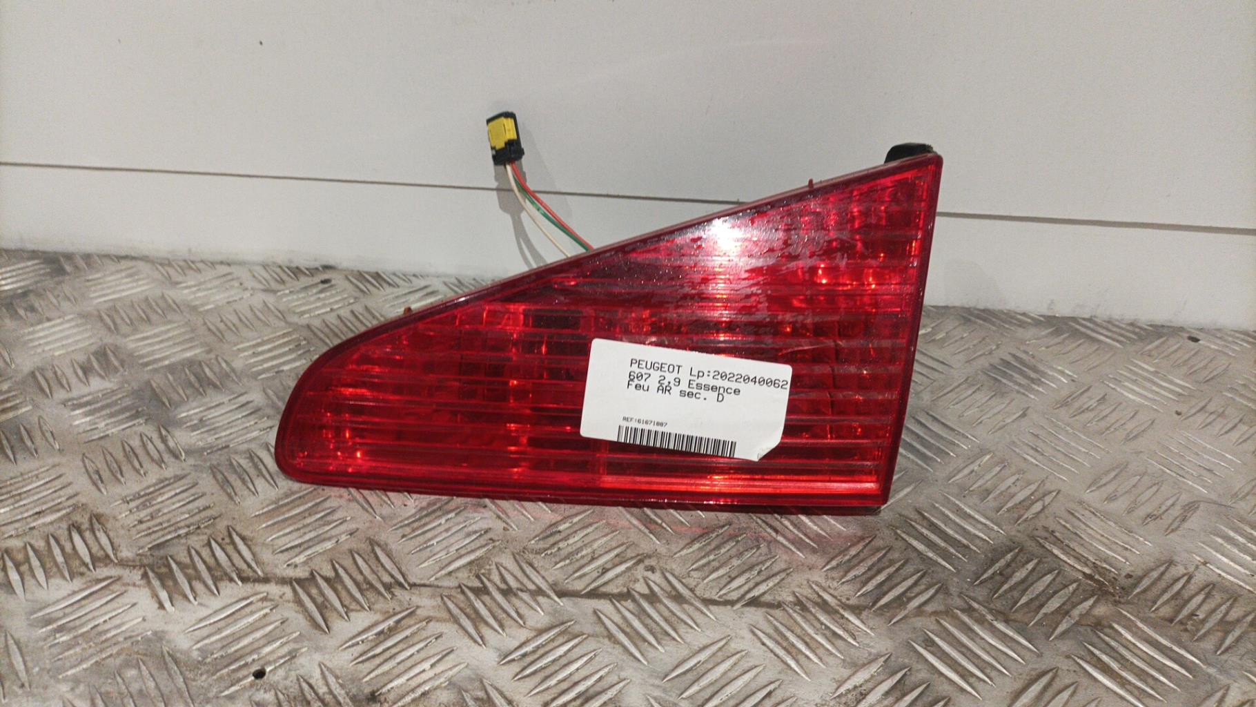 Feu arriere secondaire droit (feux) PEUGEOT 607  - 1