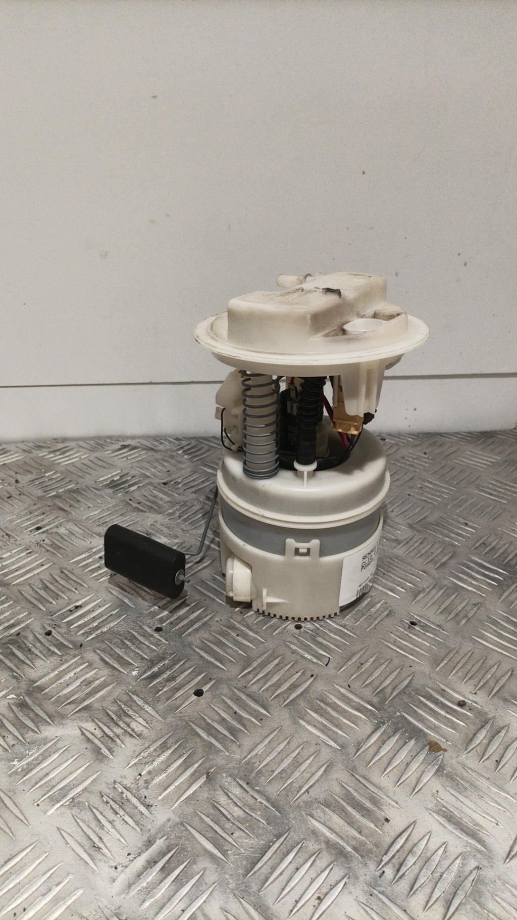 Pompe immergee RENAULT CLIO 2 CAMPUS PHASE 1 Essence - 1