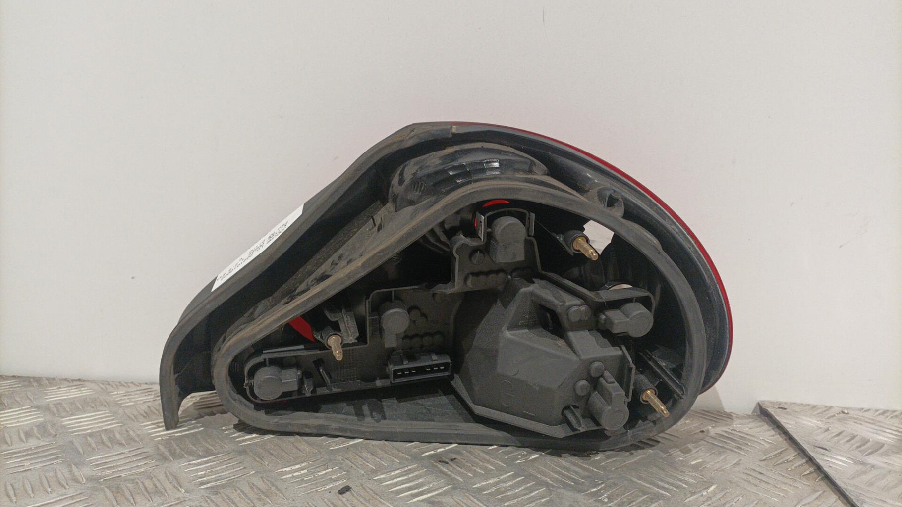 Feu arriere principal gauche (feux) JAGUAR X-TYPE PHASE 1 Essence - 1