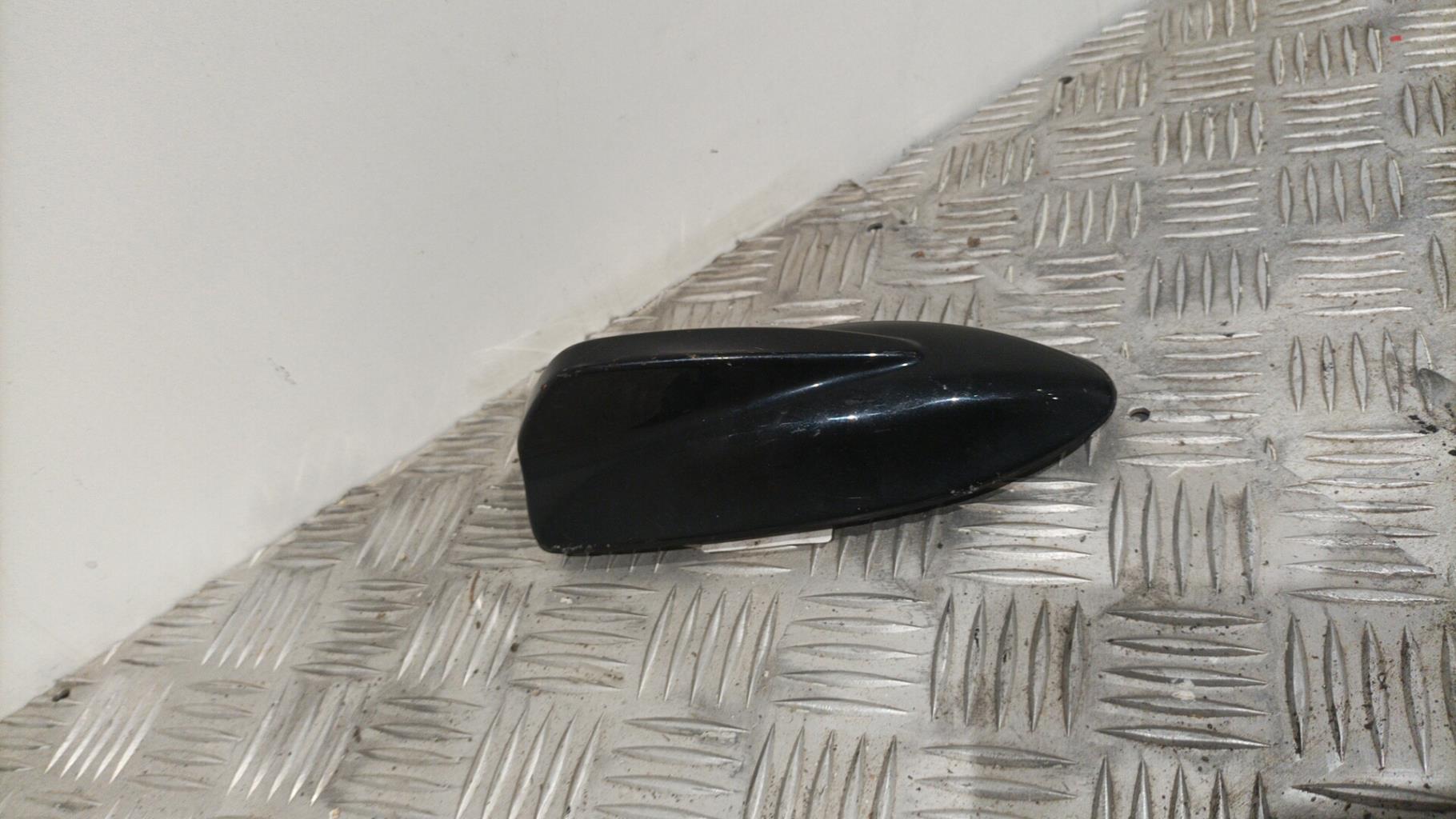 Antenne VOLVO V 60 2  - 1