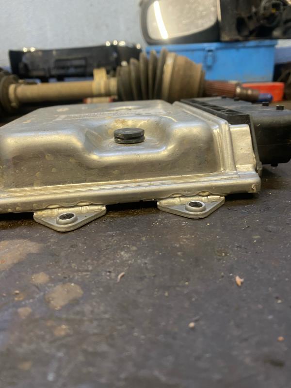 Calculateur moteur CITROEN NEMO Diesel - 1