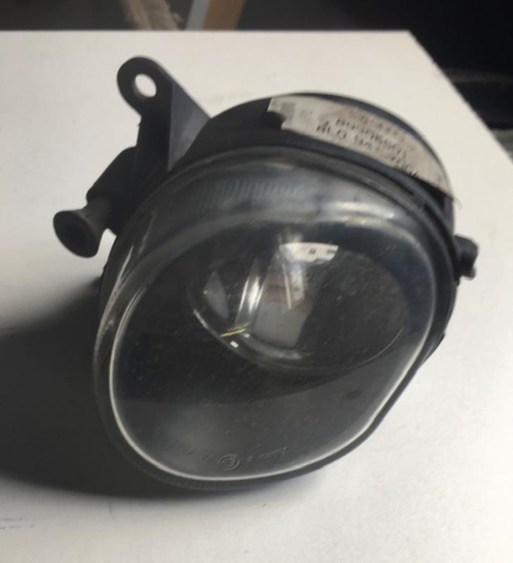 Anti brouillard droit (feux) AUDI A3 1  - 1