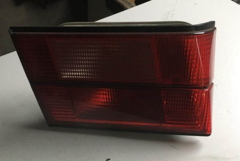 Feu arriere secondaire gauche (feux) BMW SERIE 5 E34  - 1