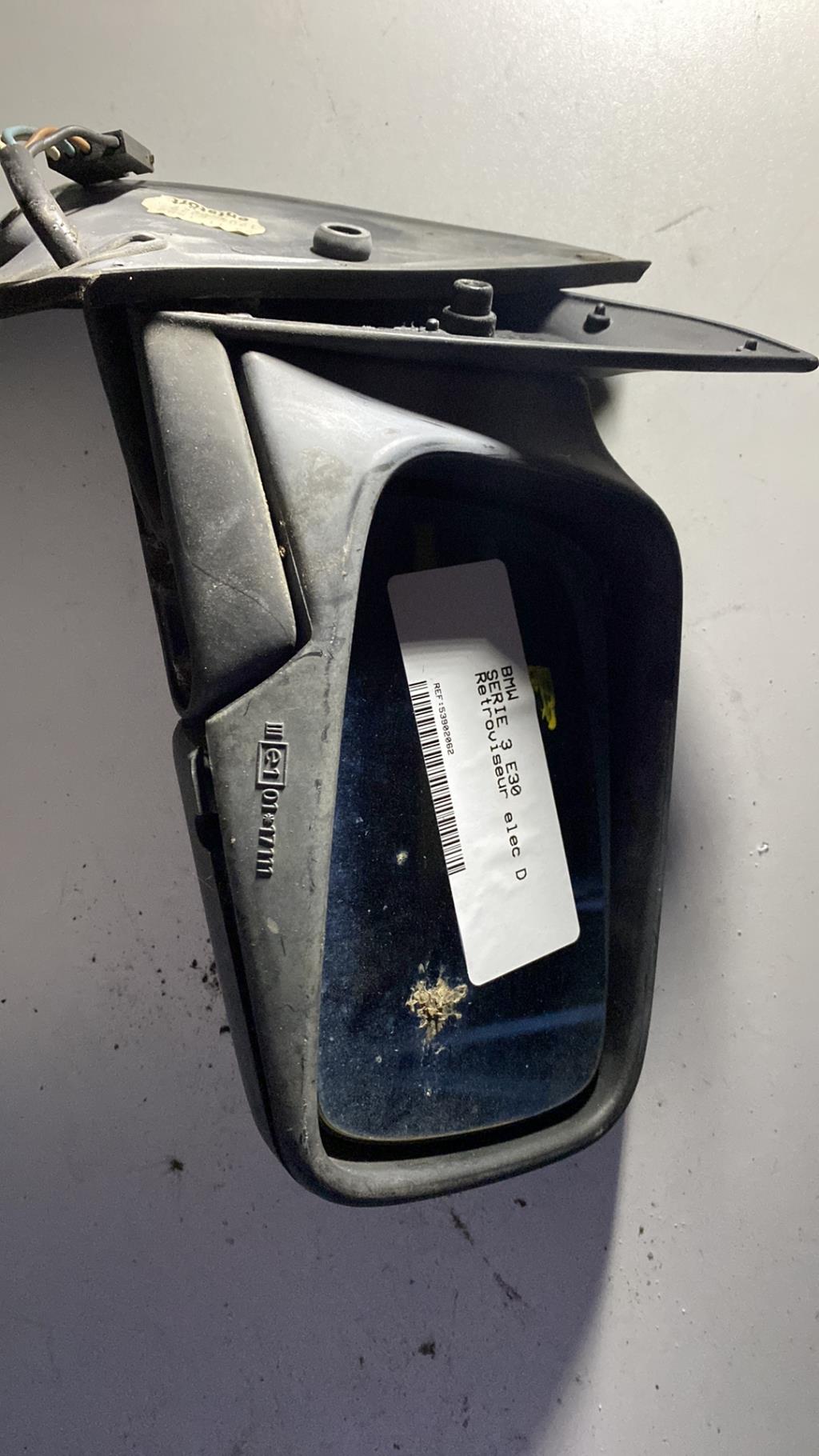 Retroviseur droit BMW SERIE 3 E30  - 1