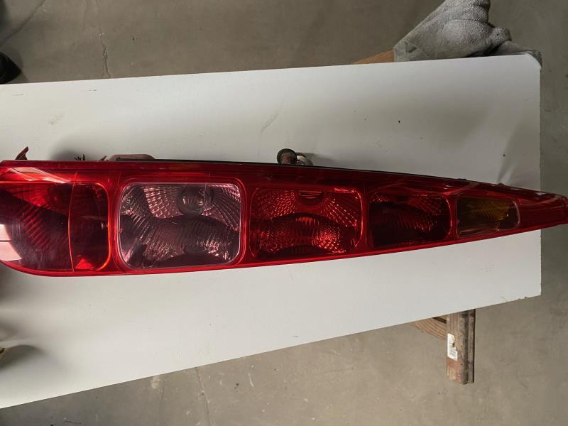 Feu arriere principal gauche (feux) CITROEN C8 Diesel - 1