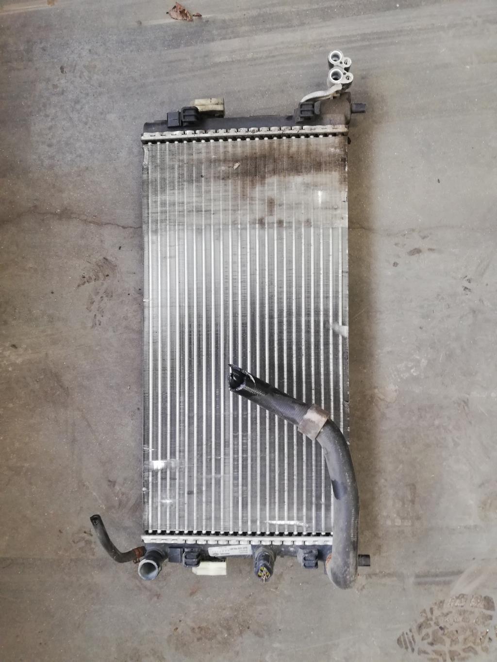 Radiateur eau clim VOLKSWAGEN POLO 5 PHASE 1 Essence - 1