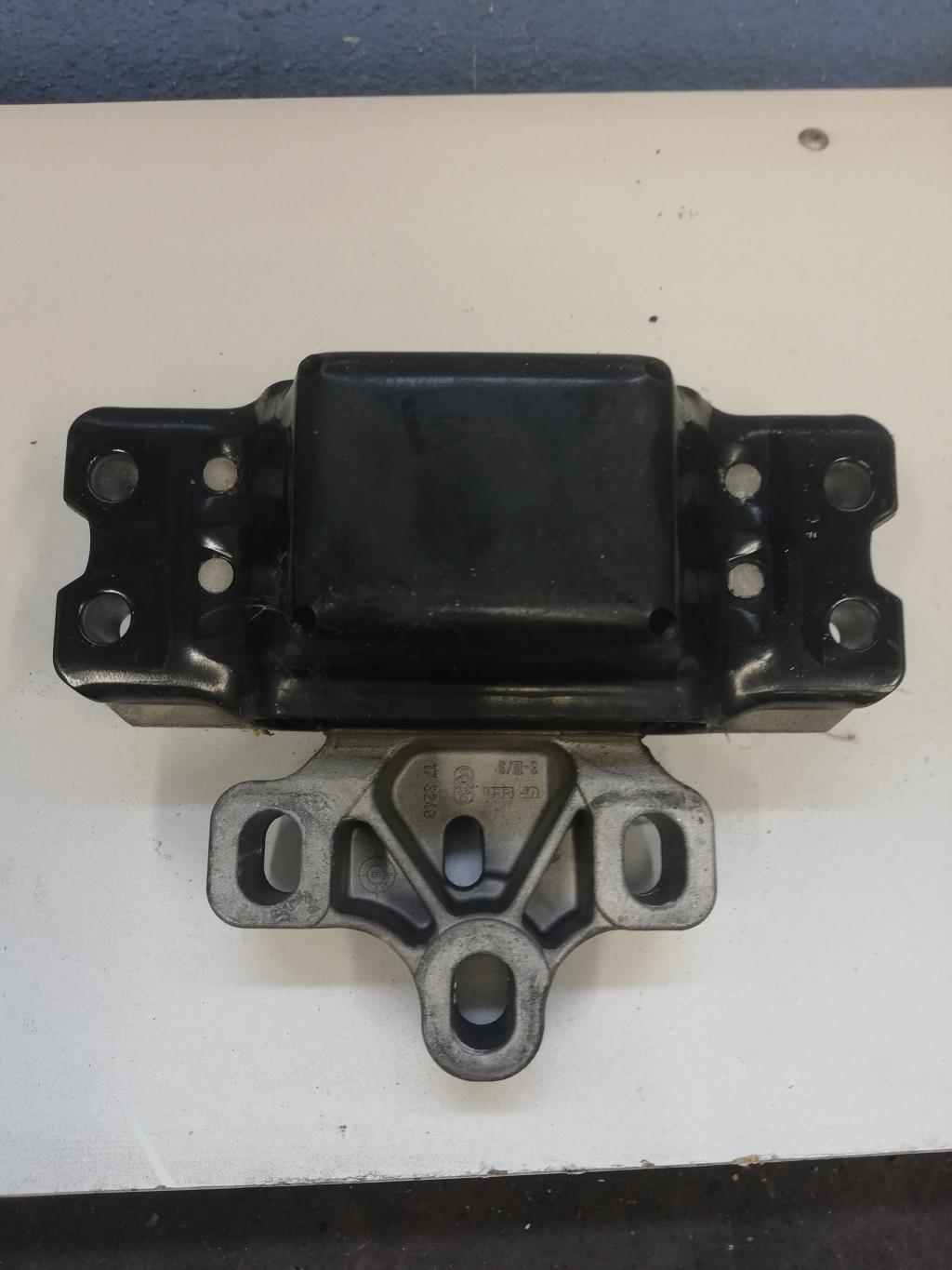 Support de boite VOLKSWAGEN GOLF 5 Diesel - 1