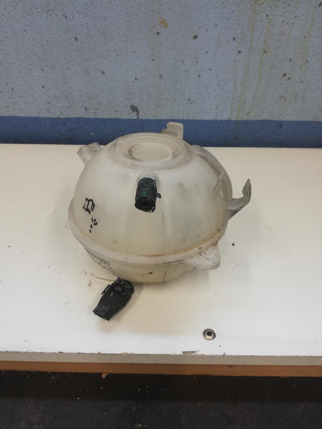 Vase d'expansion VOLKSWAGEN GOLF 5 Diesel - 1