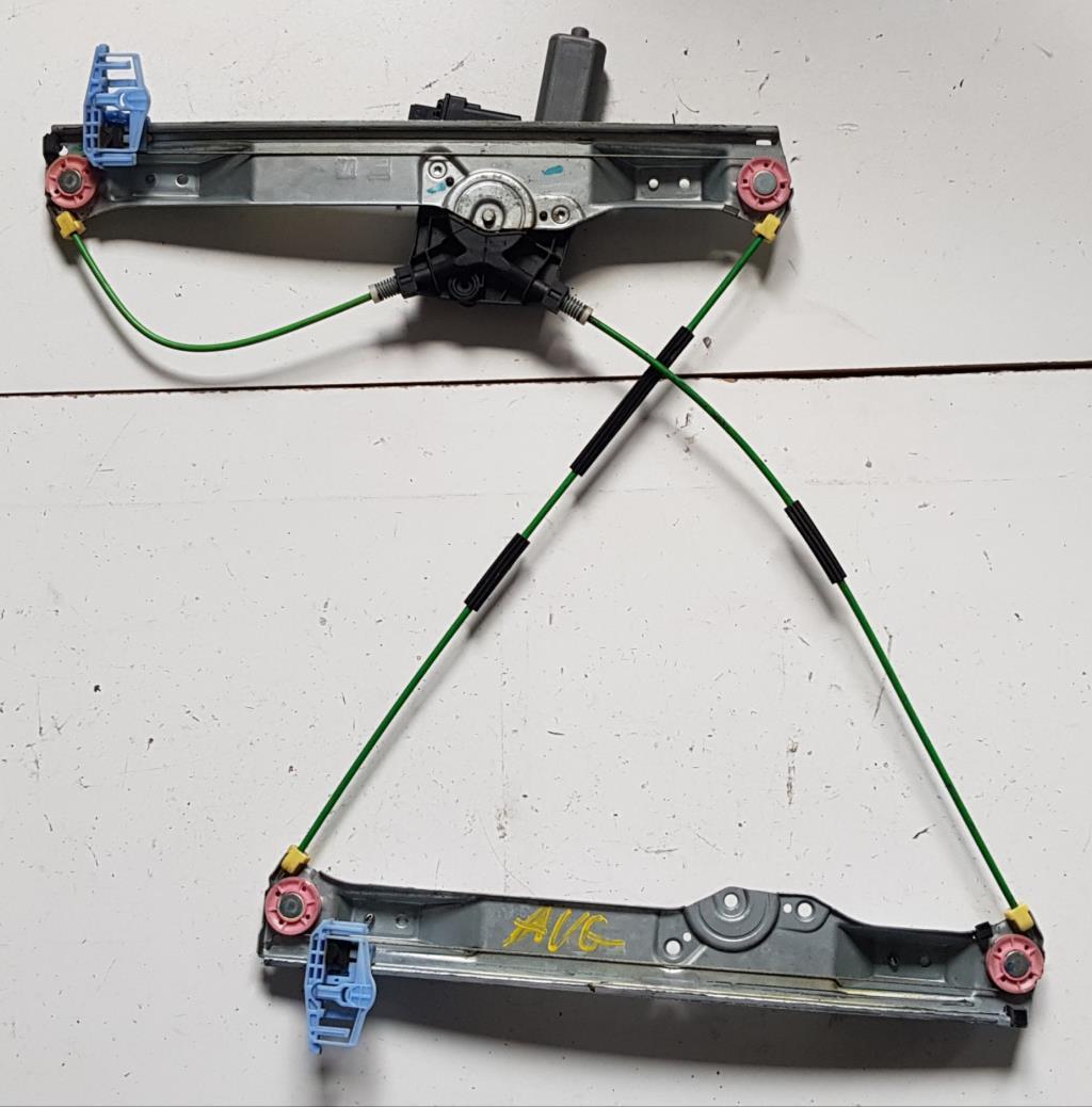 Mecanisme de leve vitre electrique avant gauche OPEL CORSA D  - 1