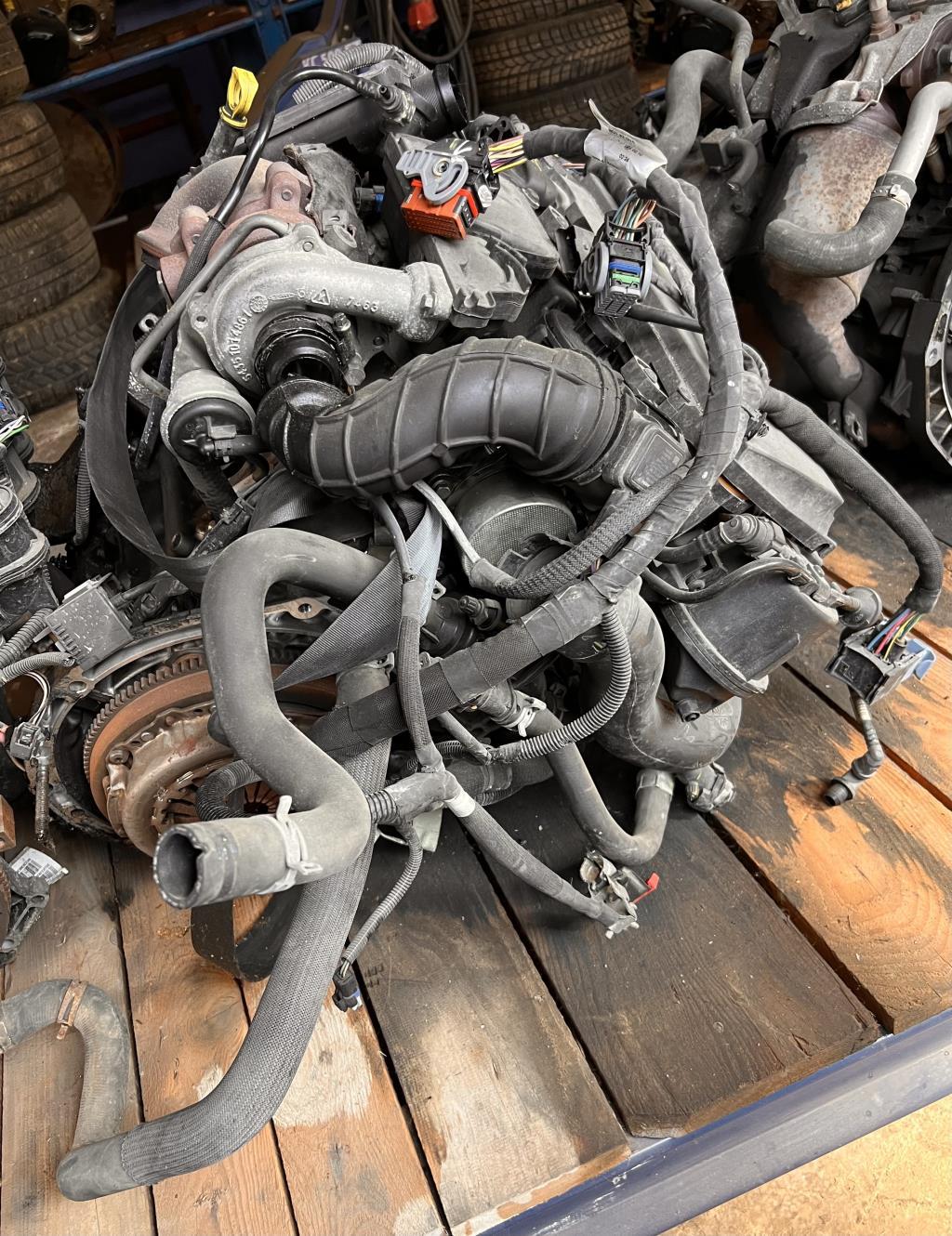 Moteur PEUGEOT 207 PHASE 1 Diesel - 1