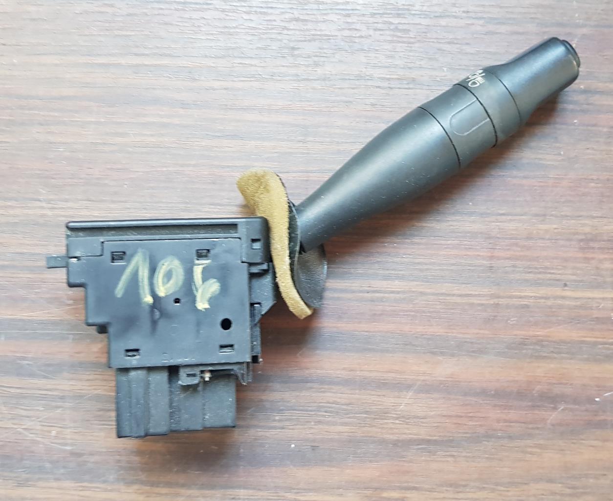 Commodo phare PEUGEOT 106  - 1