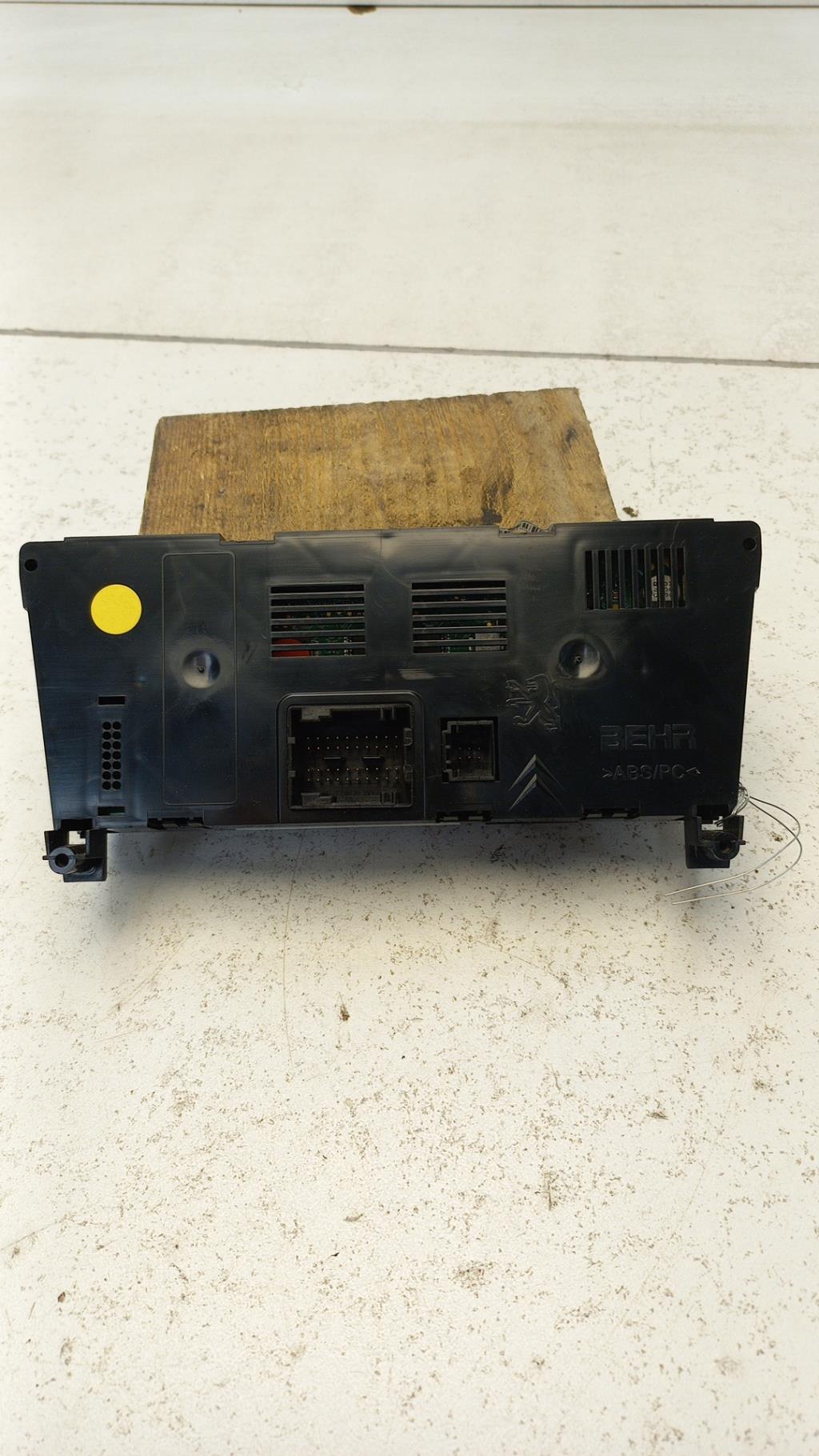 Commande chauffage PEUGEOT 5008 1 PHASE 1 Diesel - 1