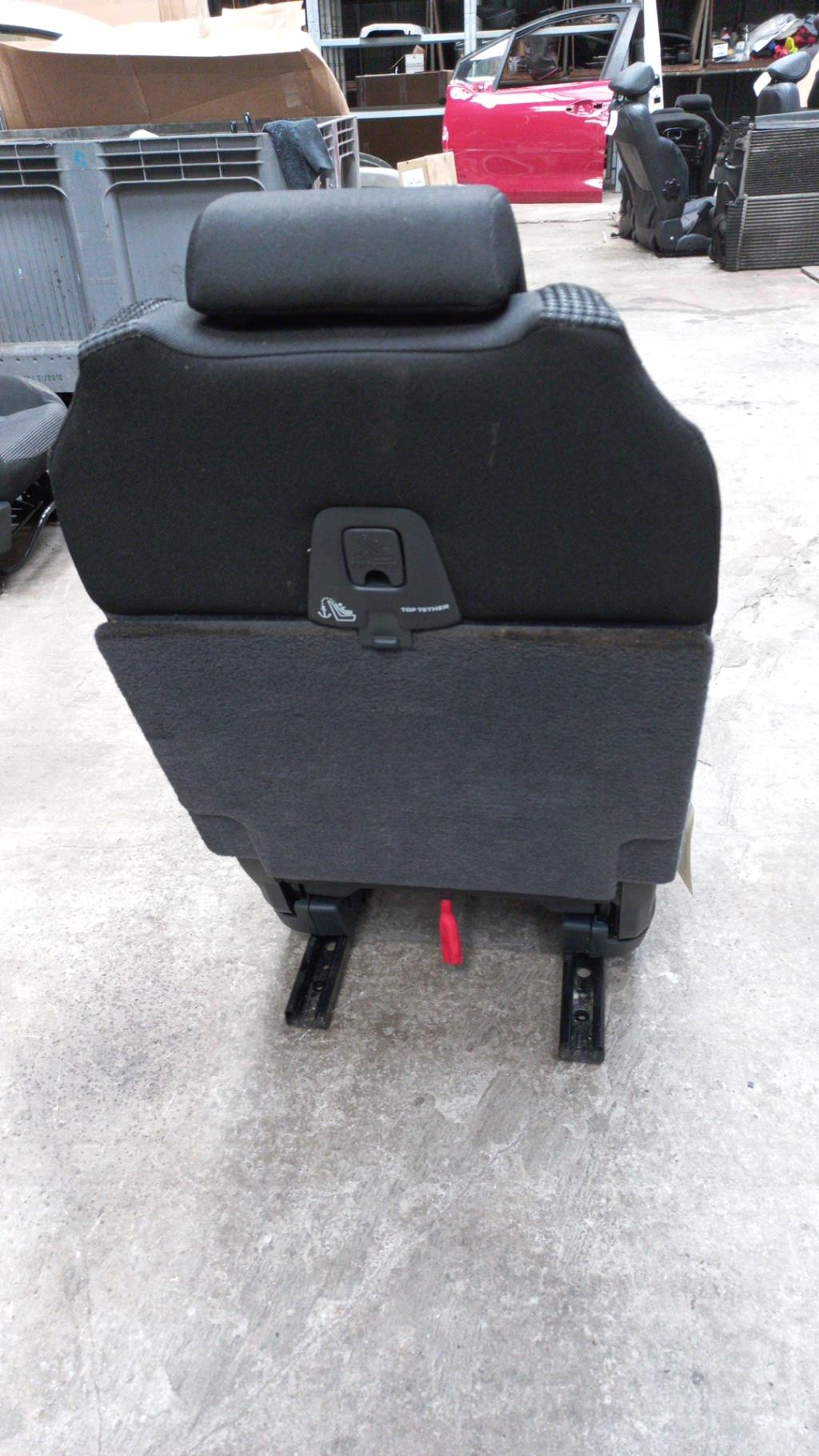 Siege arriere central PEUGEOT 5008 1 PHASE 1 Diesel - 1