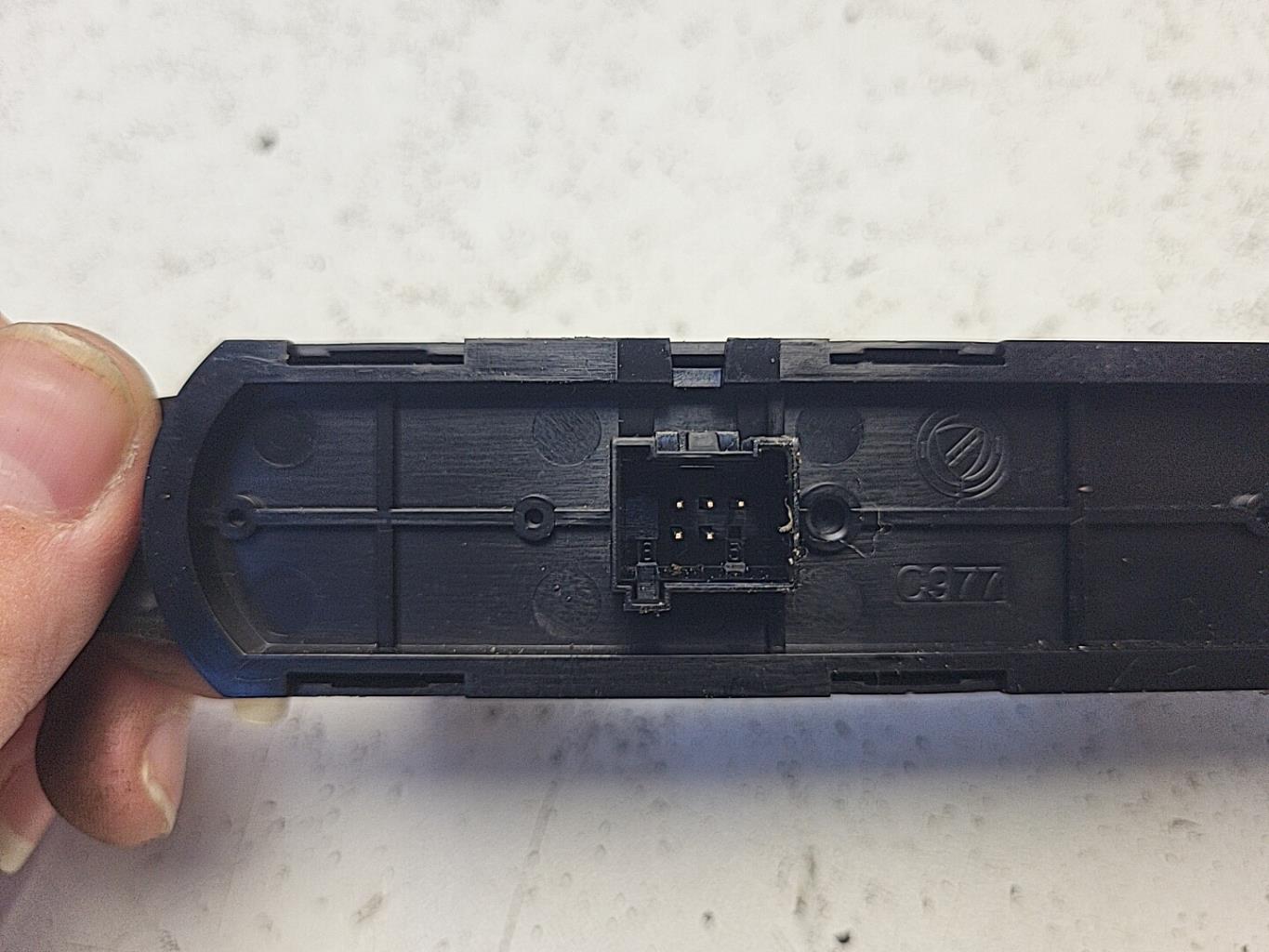Bouton de warning FIAT 500 2 PHASE 1 Diesel - 1