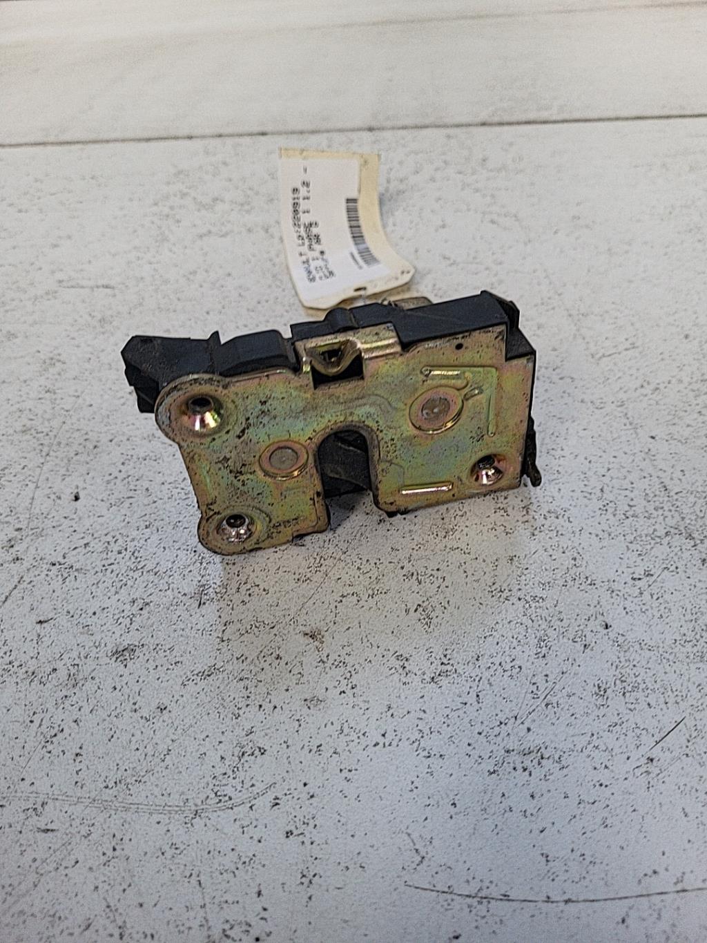 Serrure arriere gauche RENAULT CLIO 1 PHASE 1 Essence - 1
