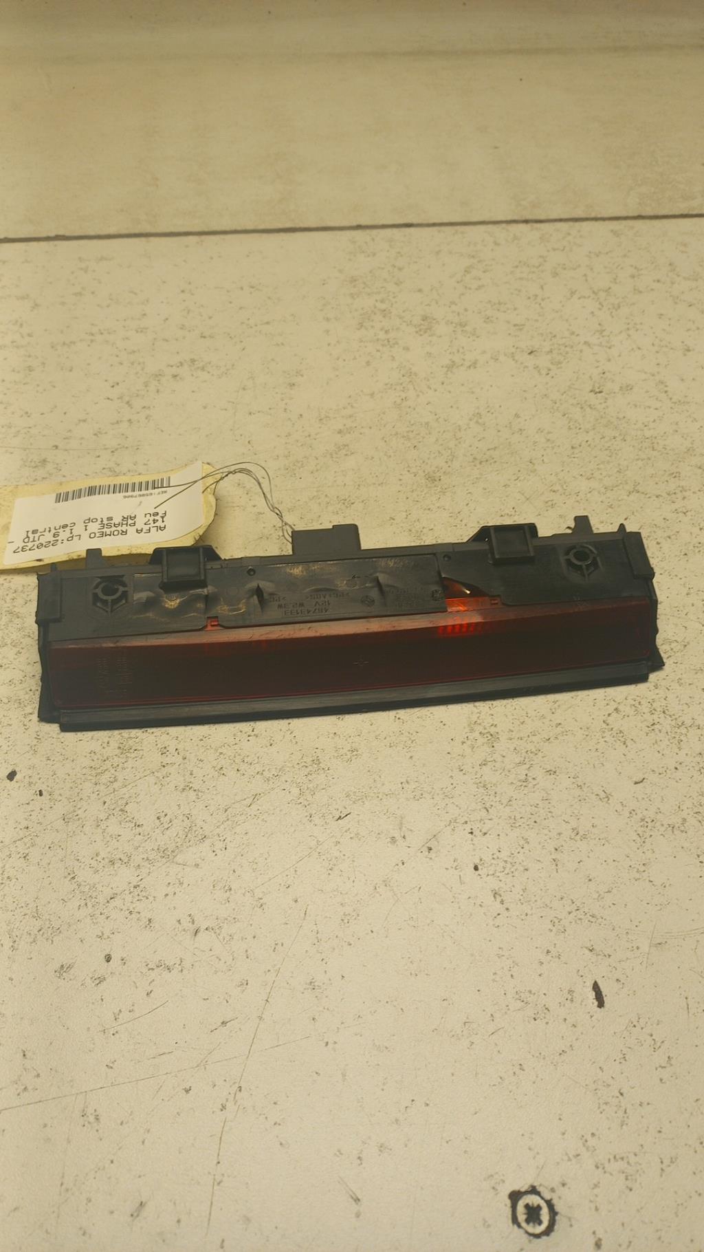 Feu arriere stop central ALFA ROMEO 147 PHASE 1 Diesel - 1