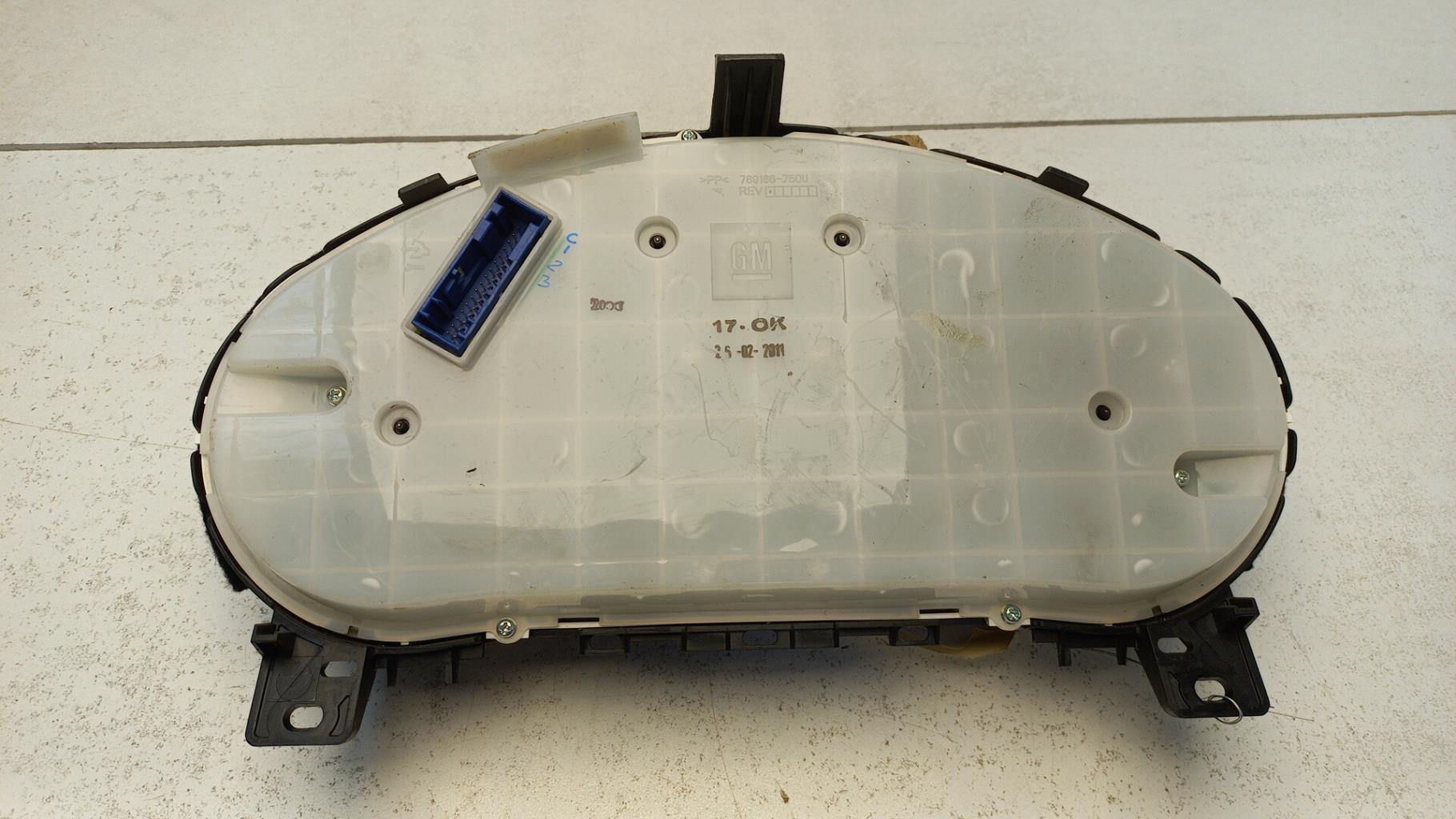 Compteur OPEL MERIVA B PHASE 1 Diesel - 1